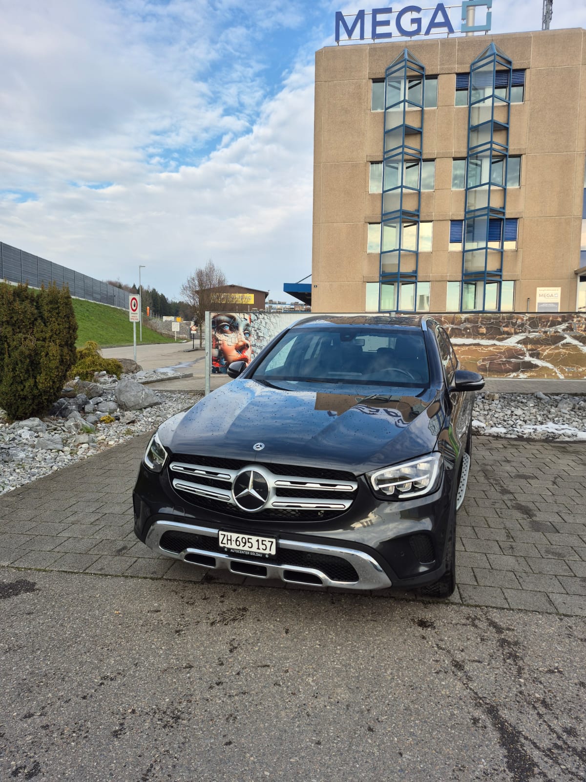 MERCEDES-BENZ GLC 300 d 4m-image-0