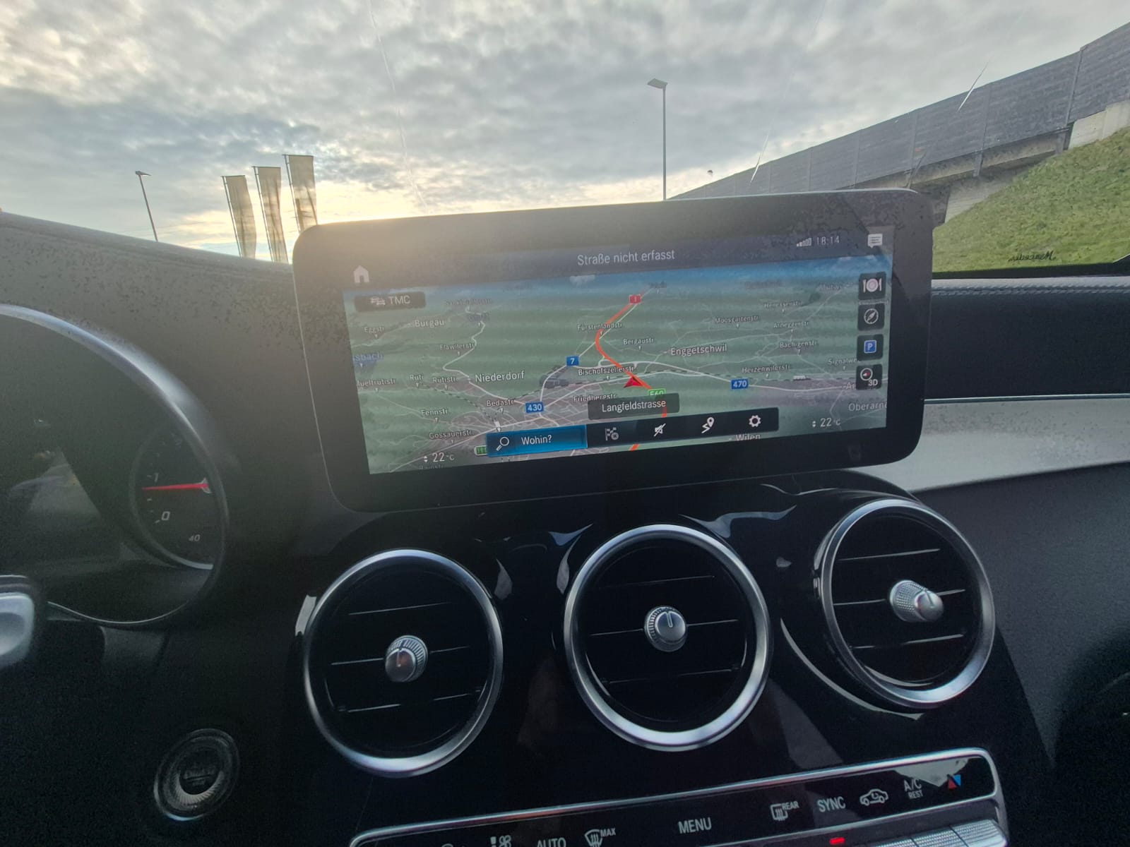 MERCEDES-BENZ GLC 300 d 4m-image-4