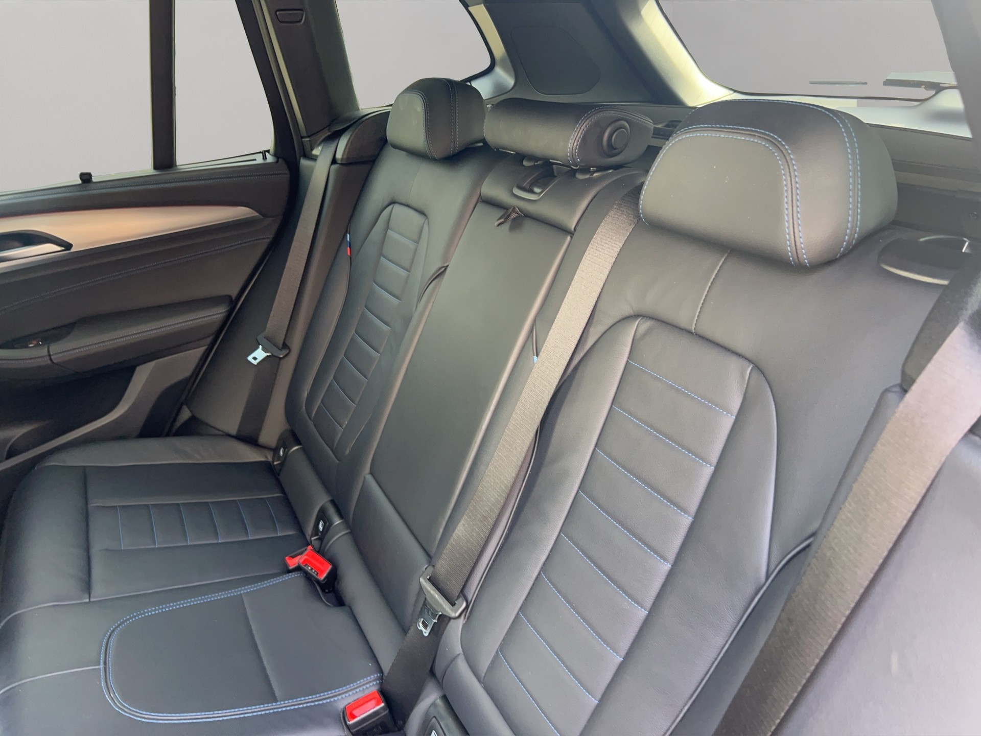 BMW X3 M40i Travel-image-18