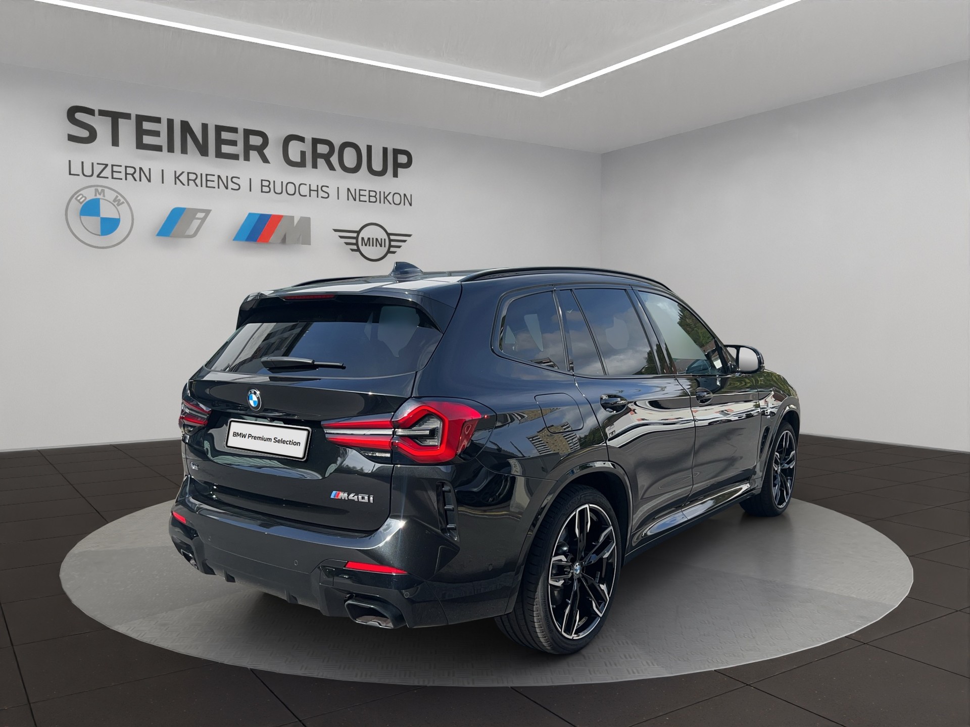 BMW X3 M40i Travel-image-4
