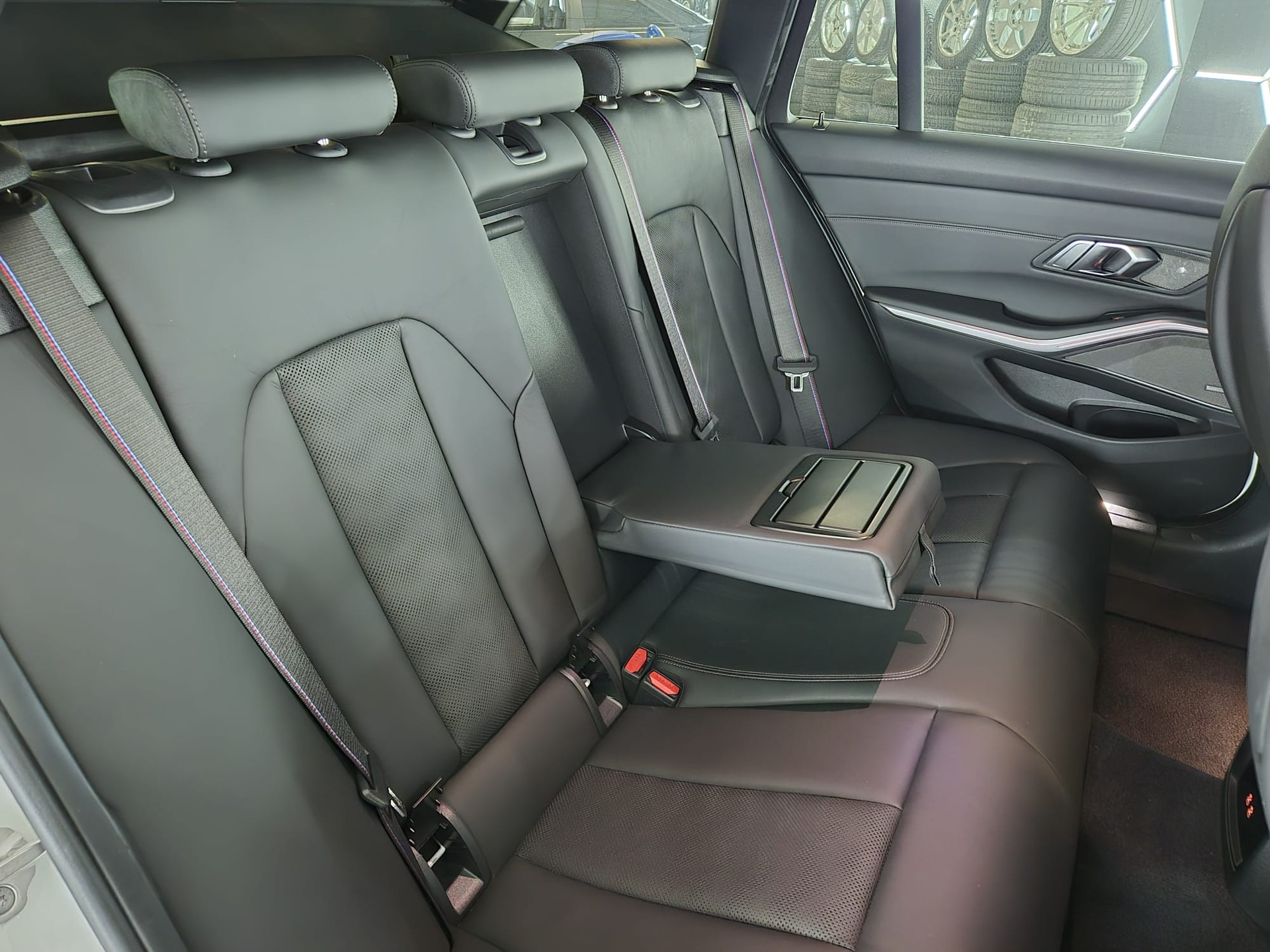 BMW M3 Touring xDrive Competition M-image-20