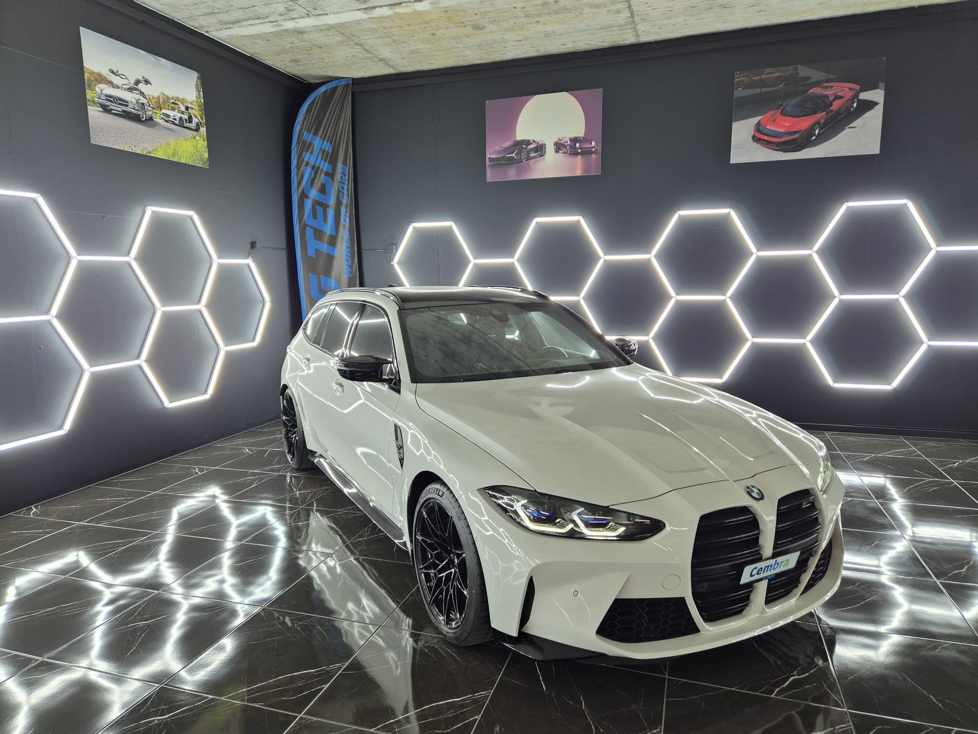 BMW M3 Touring xDrive Competition M-image-8