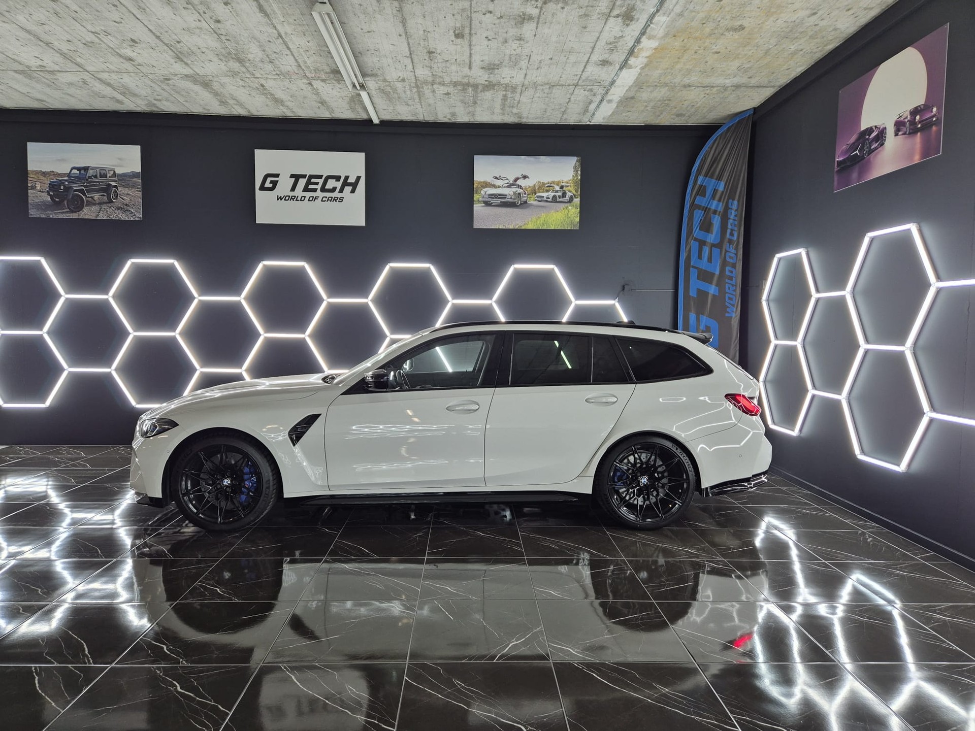 BMW M3 Touring xDrive Competition M-image-1