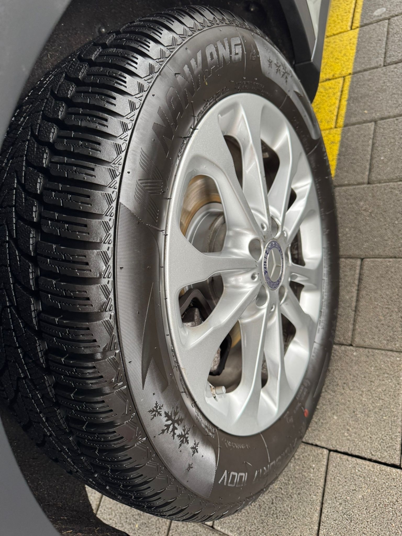 MERCEDES-BENZ GLA 200 CDI Style 4m-image-5