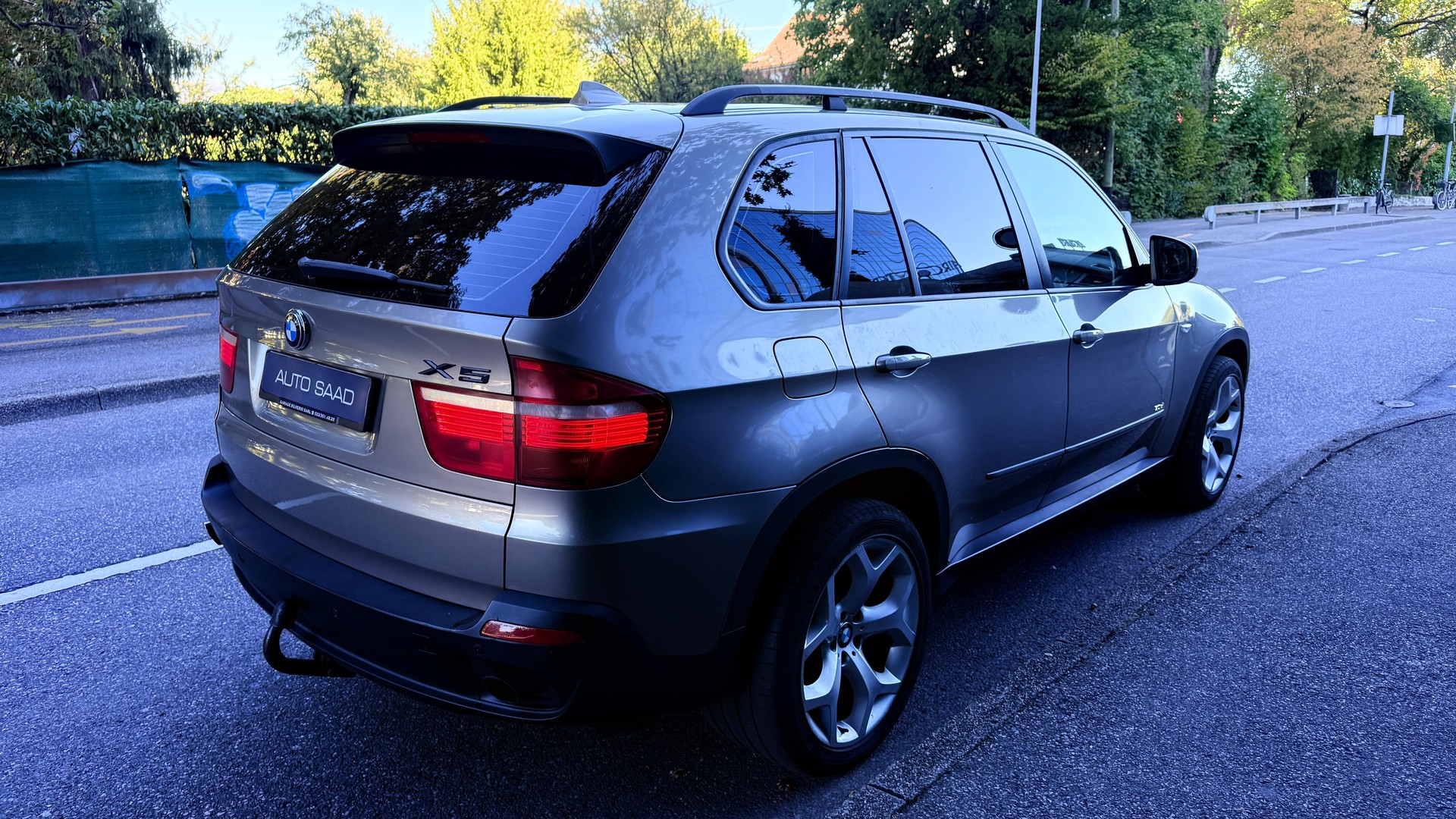 BMW X5 xDrive 30i (3.0si) Steptronic-image-4