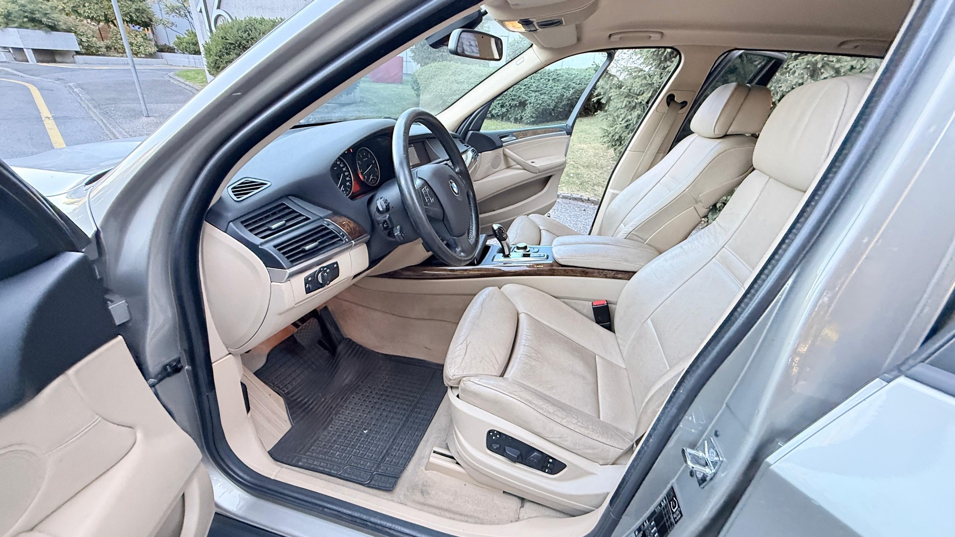 BMW X5 xDrive 30i (3.0si) Steptronic-image-8
