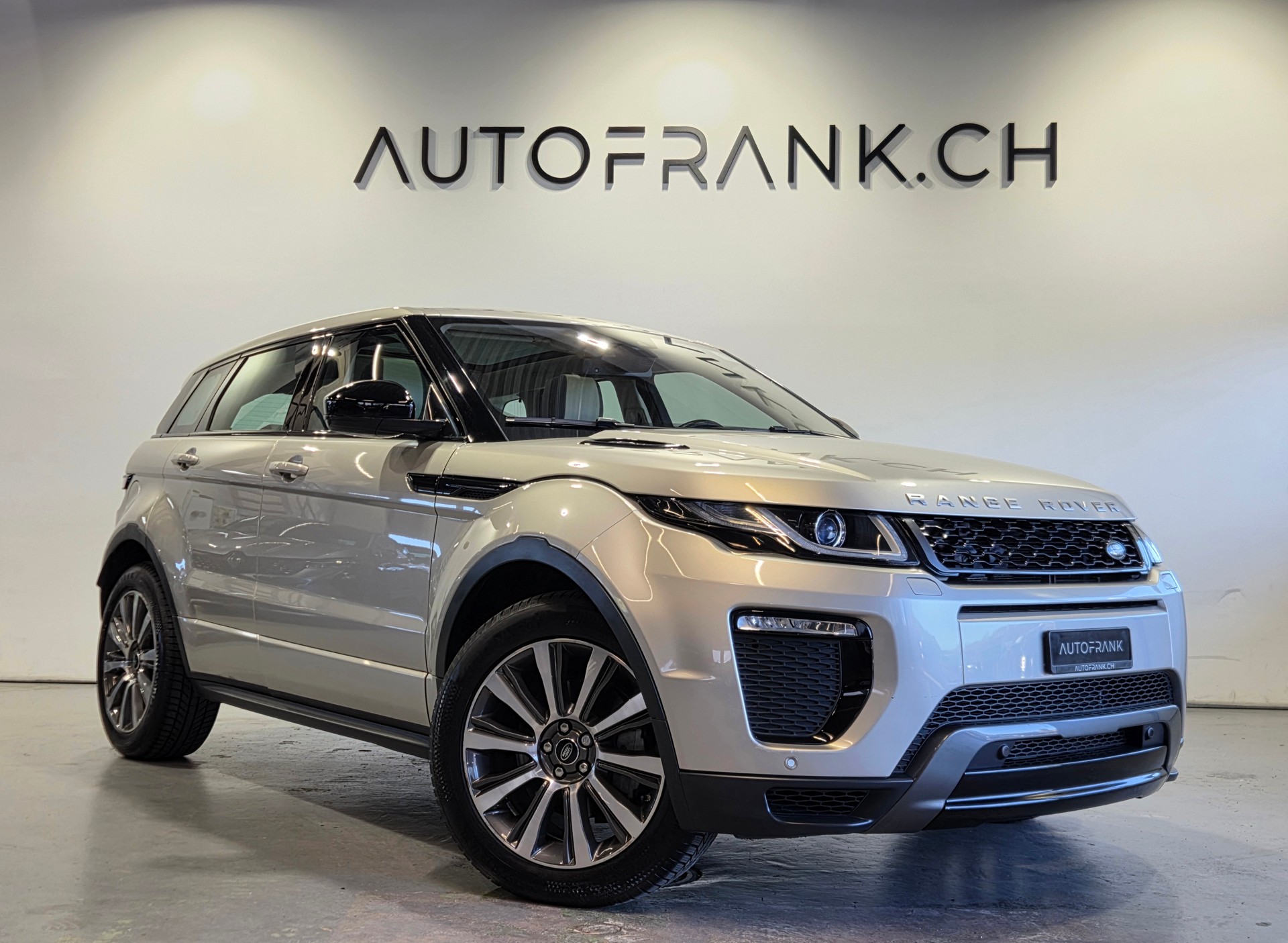 LAND ROVER Range Rover Evoque 2.0 TD4 HSE Dynamic-image-1
