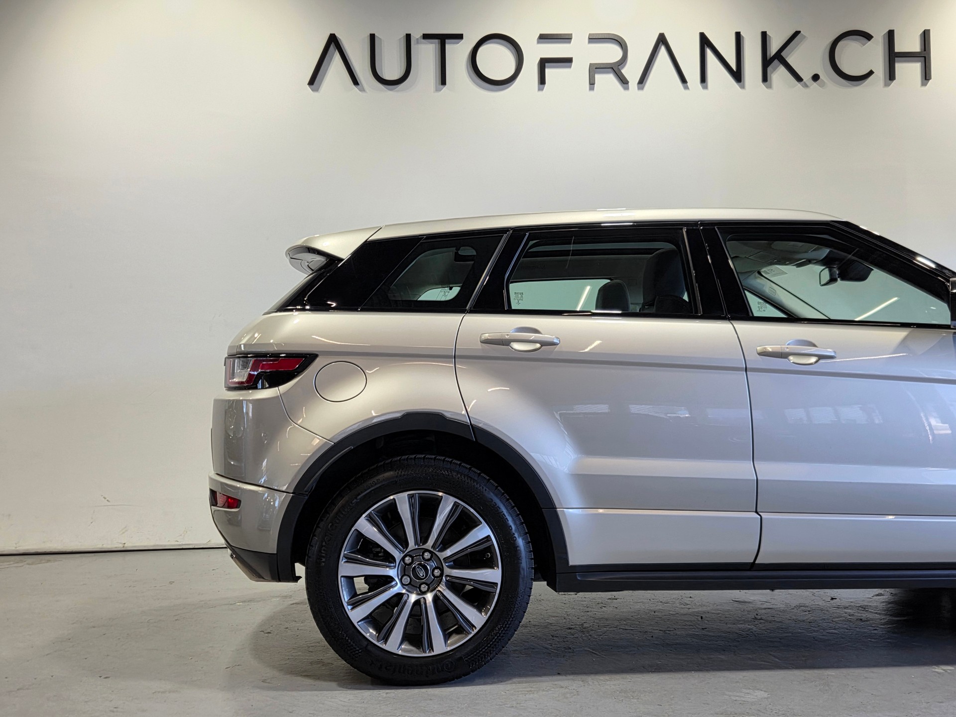 LAND ROVER Range Rover Evoque 2.0 TD4 HSE Dynamic-image-4