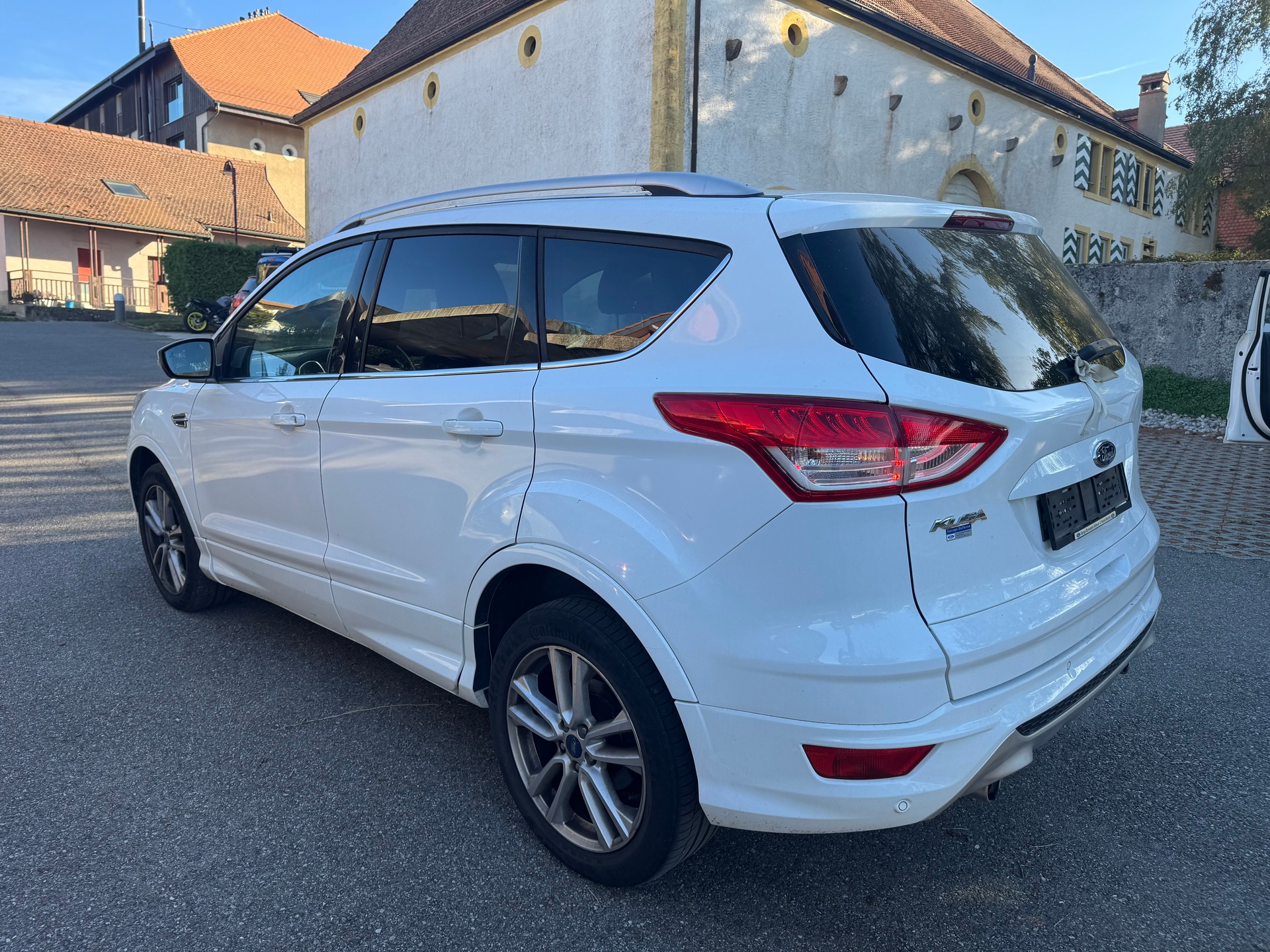 FORD Kuga 2.0 TDCi Carving 4WD PowerShift-image-5