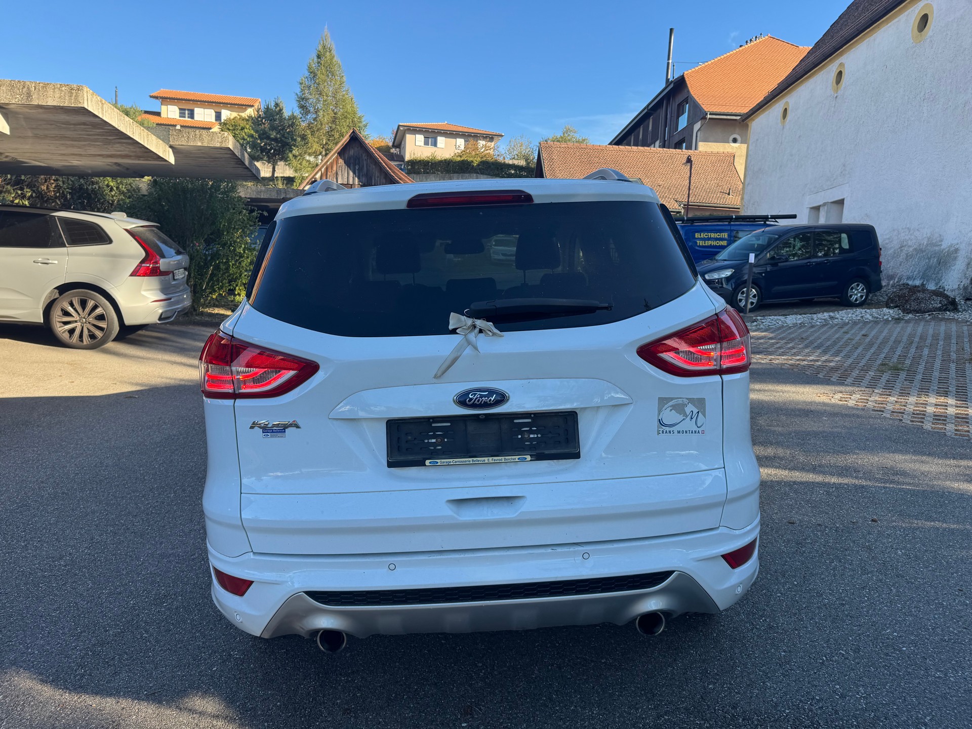 FORD Kuga 2.0 TDCi Carving 4WD PowerShift-image-4