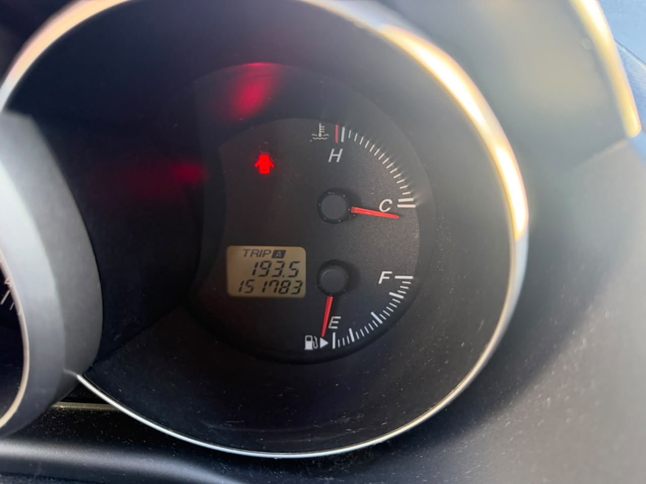 MAZDA 3-image-4