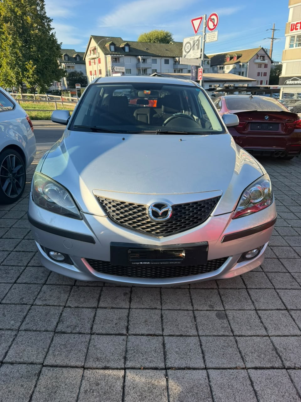MAZDA 3-image-2