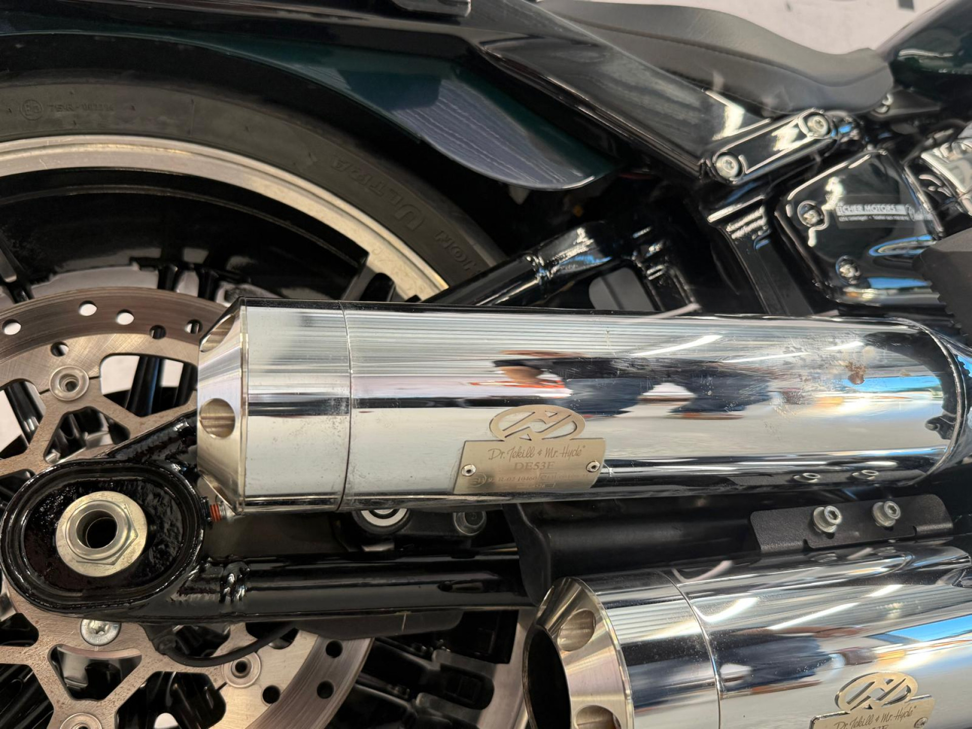 HARLEY-DAVIDSON FXBRS 1868 Breakout 114-showroom-element-1