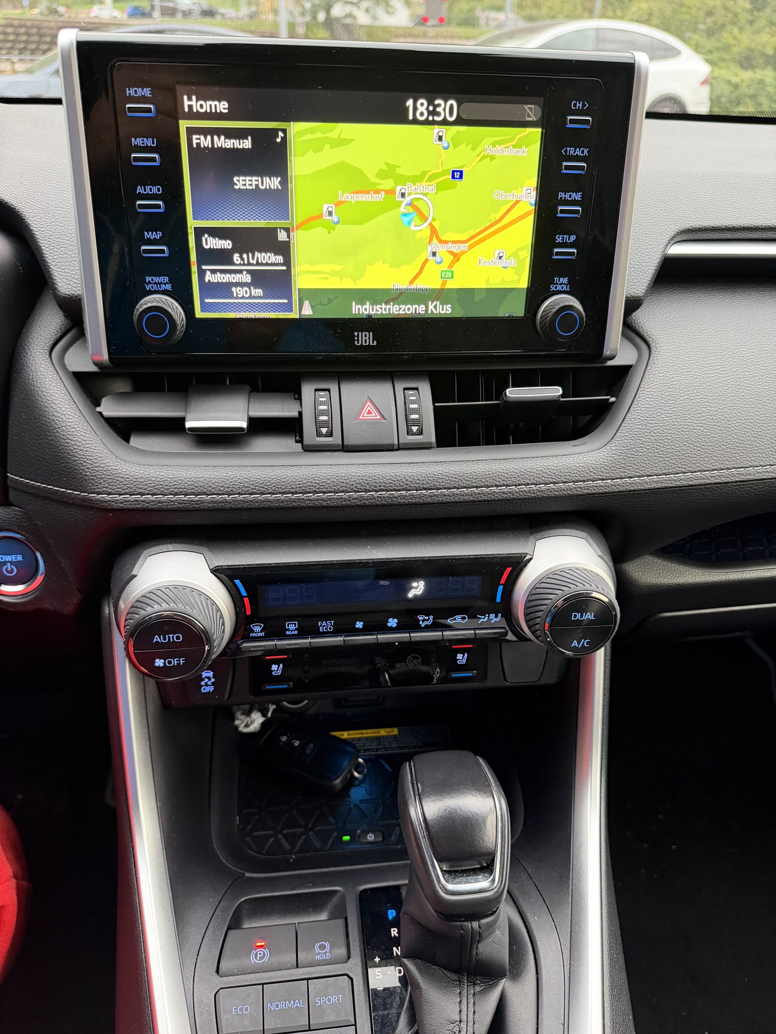 TOYOTA RAV-4 2.5 HSD Premium e-CVT 2WD-image-5