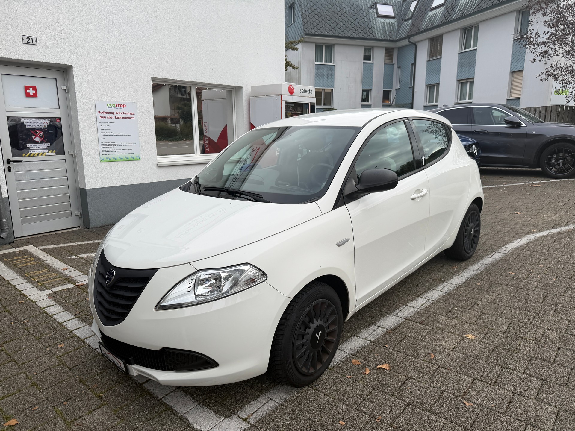 LANCIA Ypsilon 0.9 TwinAir Elefantino-showroom-element-1