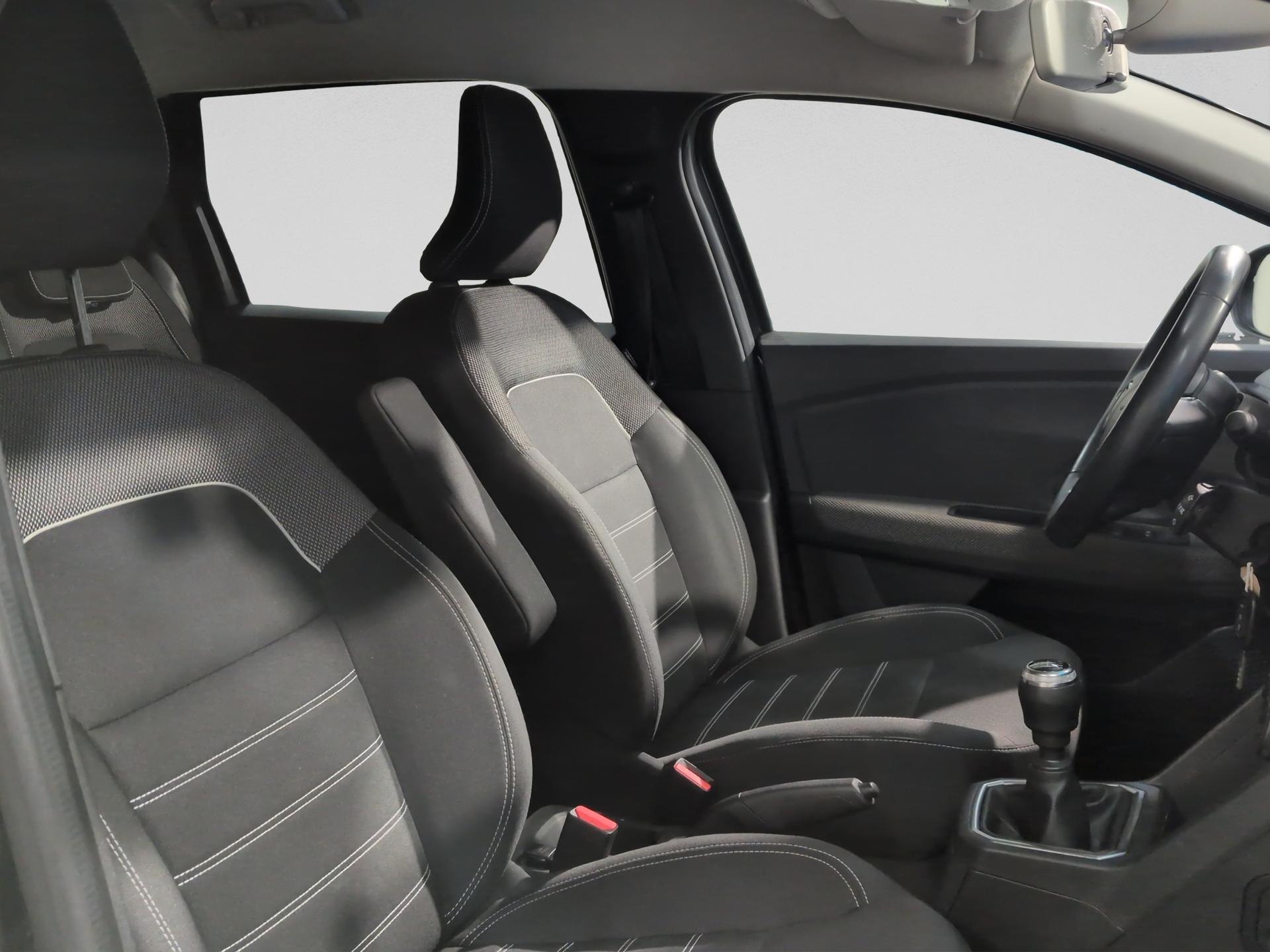 DACIA Jogger TCe 110 Comfort-image-16