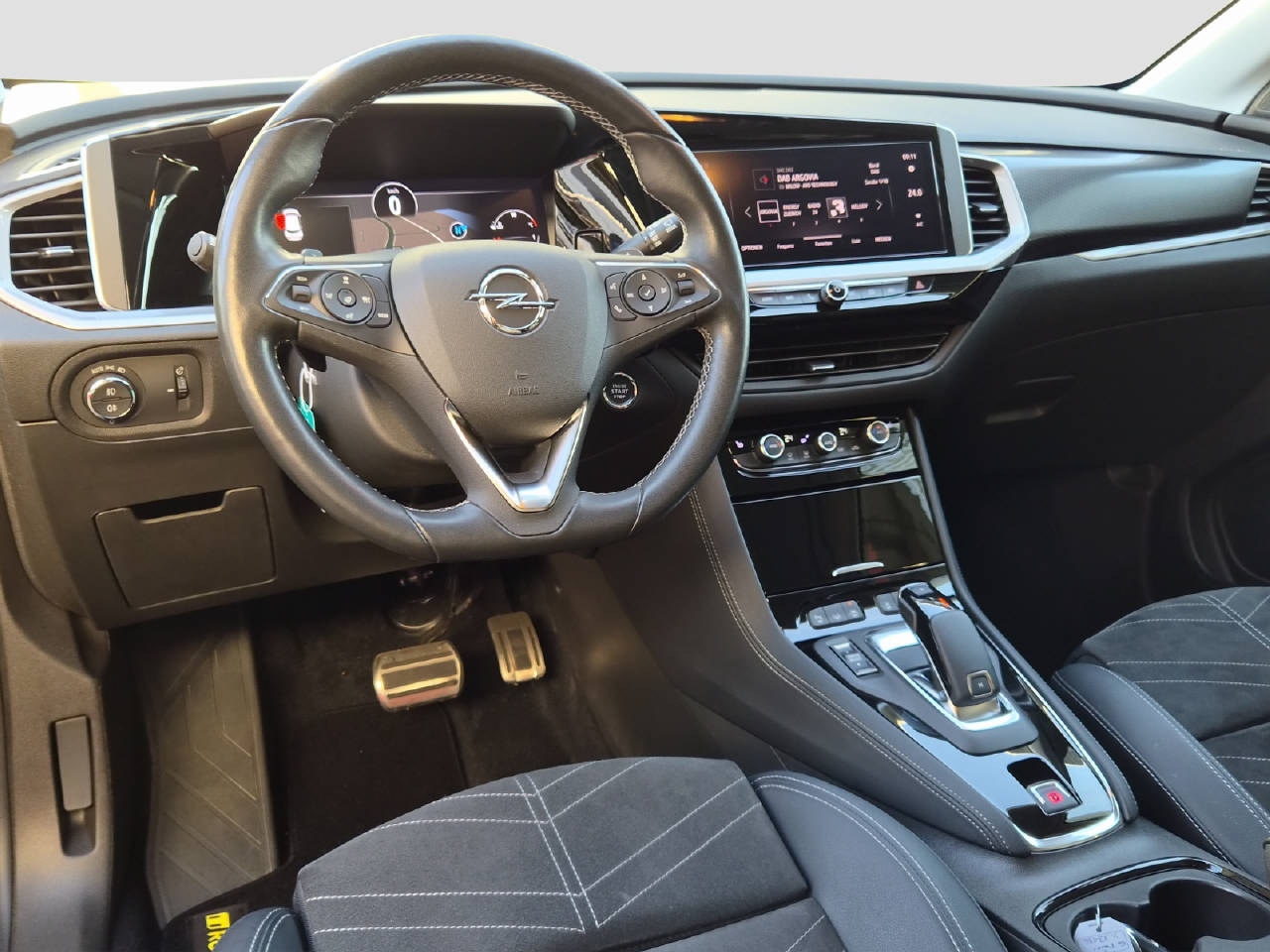 OPEL Grandland 1.2 T Elegance-image-10