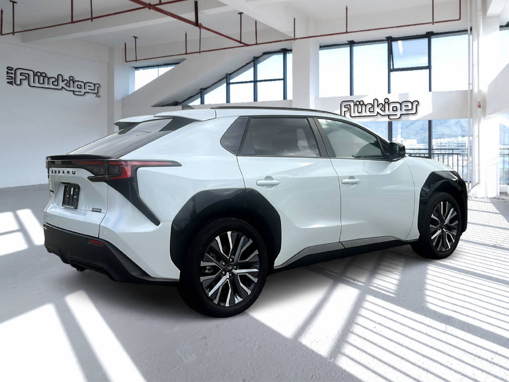 SUBARU Solterra eV Luxury AWD mit Anhängerkupplung , 10 Jahre Garantie-image-6