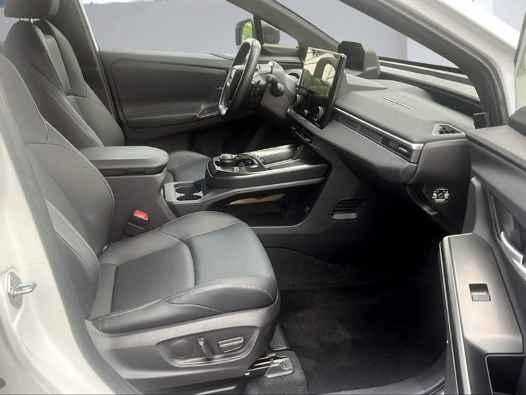 SUBARU Solterra eV Luxury AWD mit Anhängerkupplung , 10 Jahre Garantie-image-10