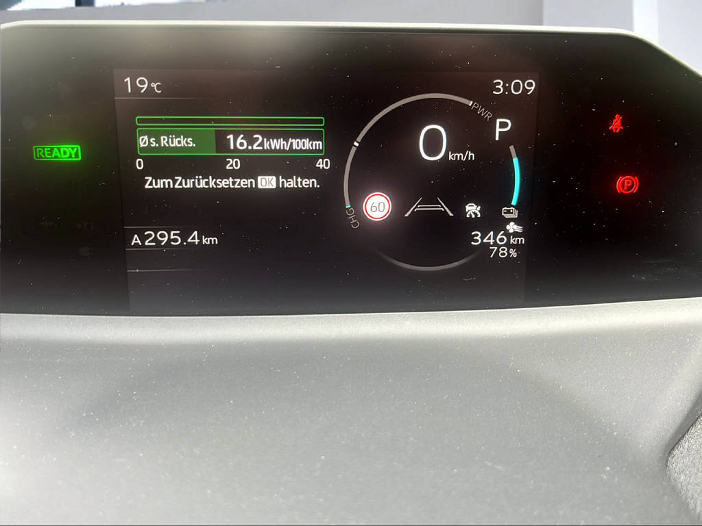 SUBARU Solterra eV Luxury AWD mit Anhängerkupplung , 10 Jahre Garantie-image-17