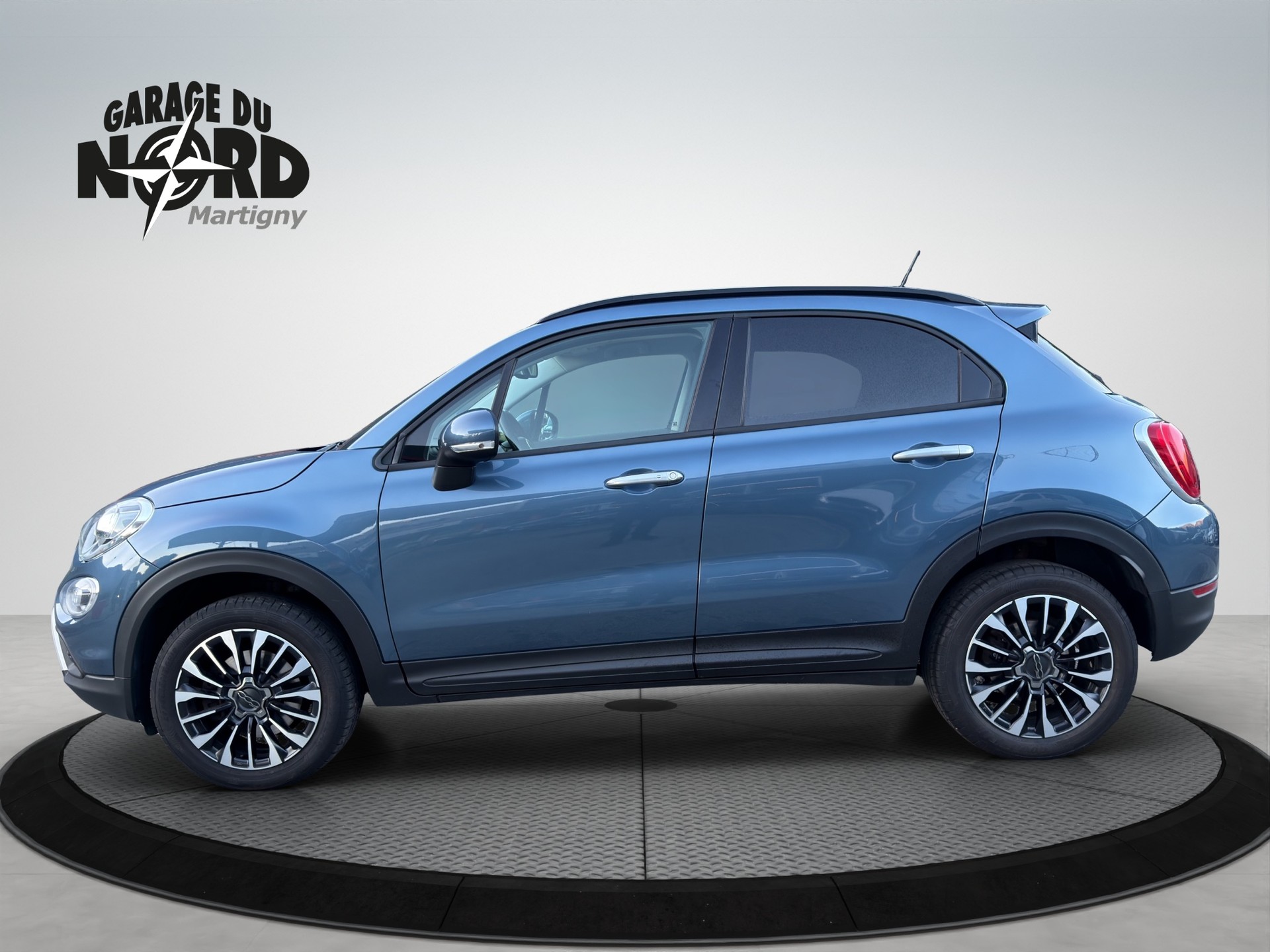 FIAT 500X 1.4T Cross 4x4 Automatic-image-2