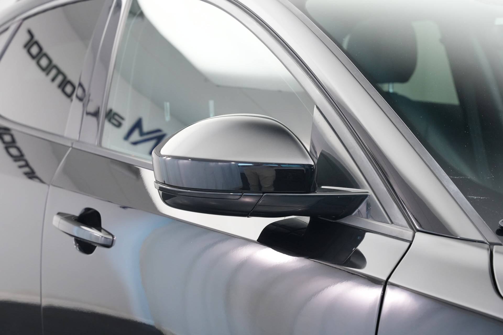 JAGUAR E-Pace 2.0d D150 S AWD Automatik-image-42