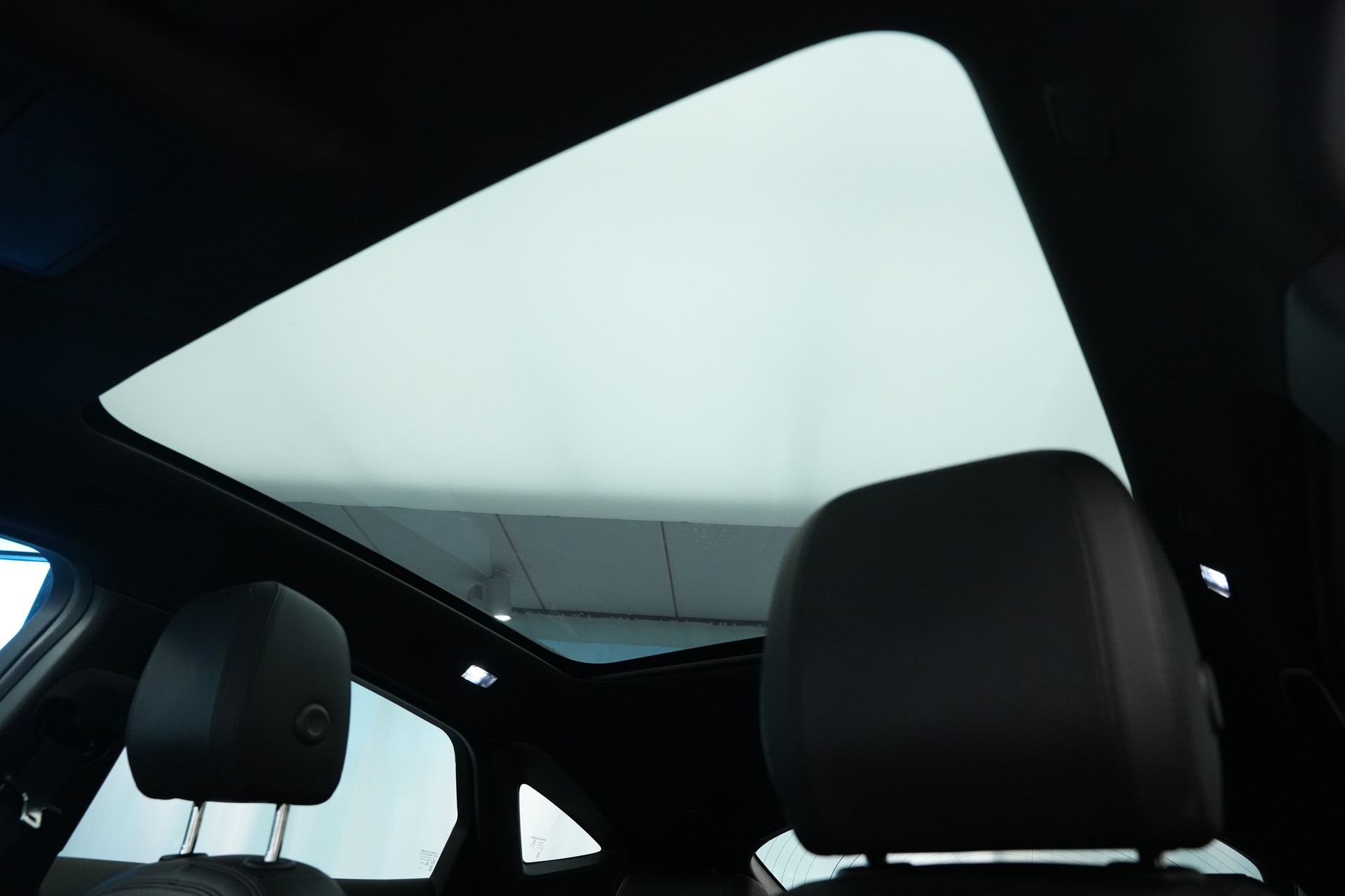 JAGUAR E-Pace 2.0d D150 S AWD Automatik-image-14