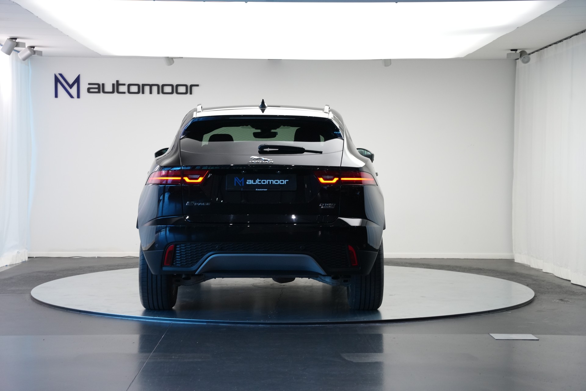 JAGUAR E-Pace 2.0d D150 S AWD Automatik-image-5