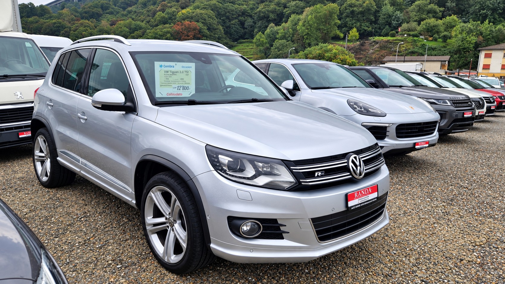 VW Tiguan 2.0 TDI BMT R-Line Design 4Motion DSG-image-2