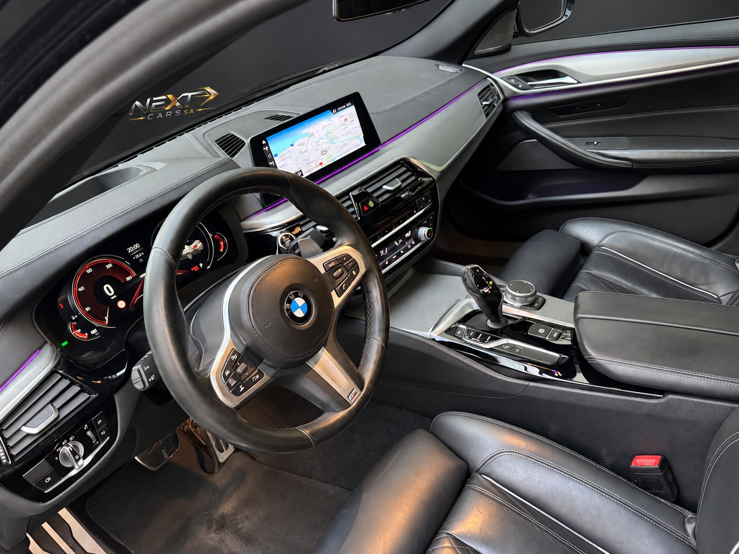 BMW M550i xDrive Steptronic-image-8
