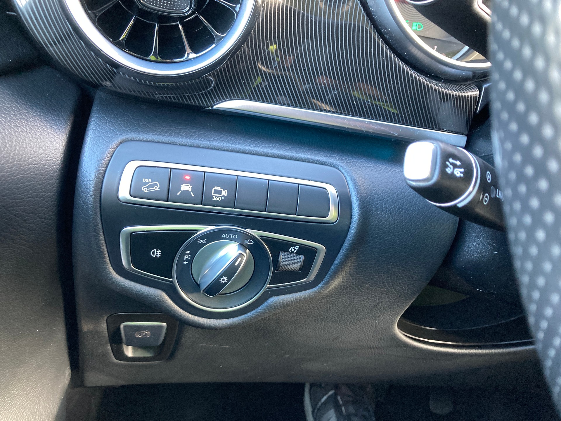 MERCEDES-BENZ V 220 d Trend lang 4Matic 9G-Tronic-image-12