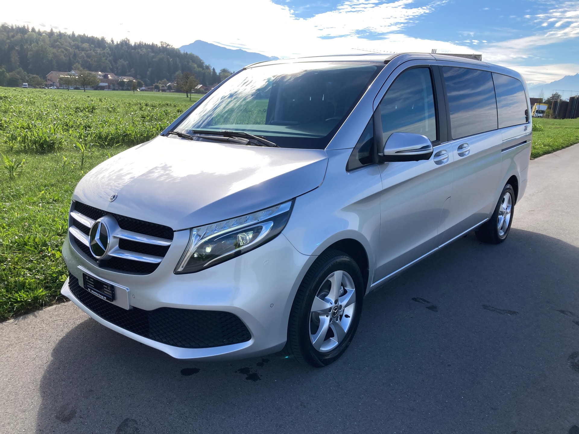 MERCEDES-BENZ V 220 d Trend lang 4Matic 9G-Tronic-image-0