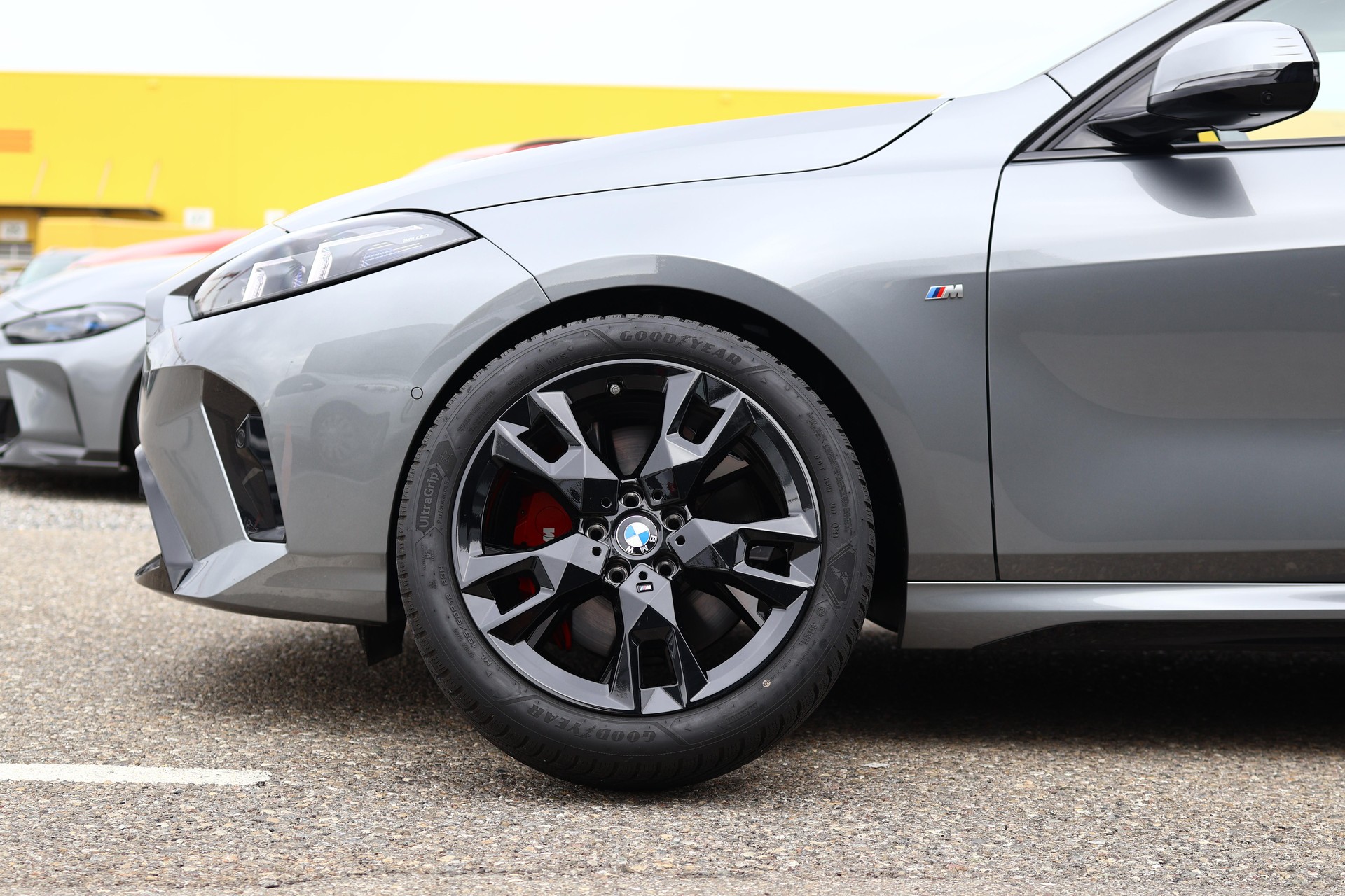 BMW 118d M Sport PRO Steptronic * MASSAGESITZE * 360° KAMERA * HEAD-UP DISPLAY * LED-SCHEINWERFER *-image-13