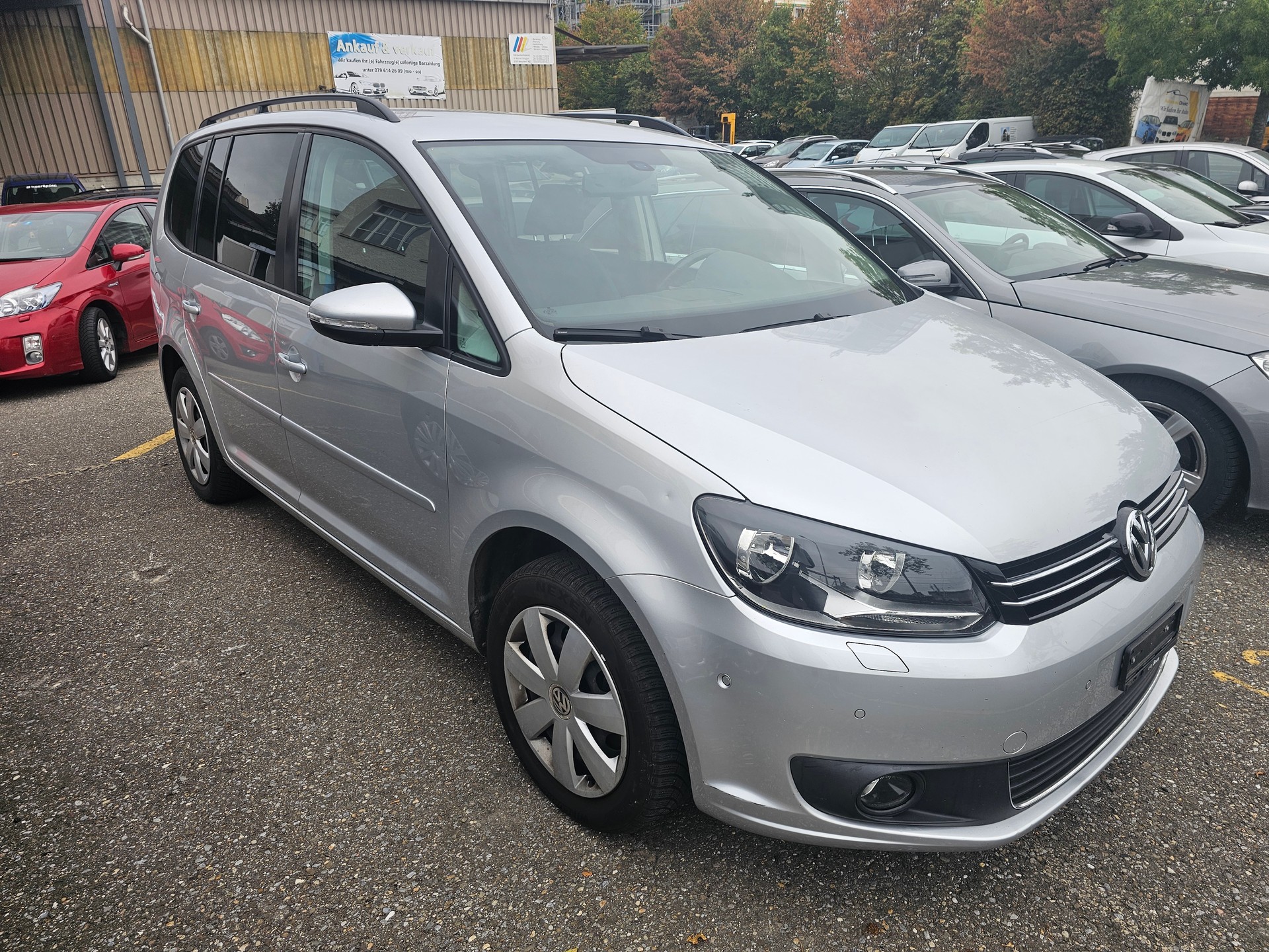 VW Touran 1.6 TDI Comfortline-image-2