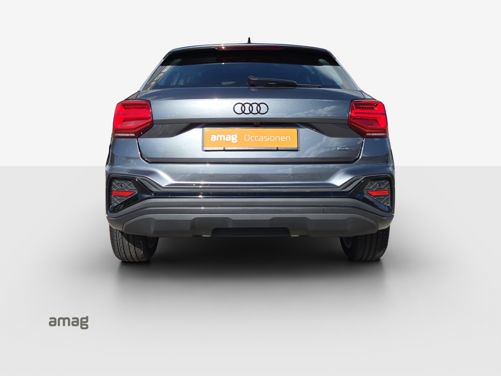 AUDI Q2 40 TFSI S line quattro S-tronic-image-3