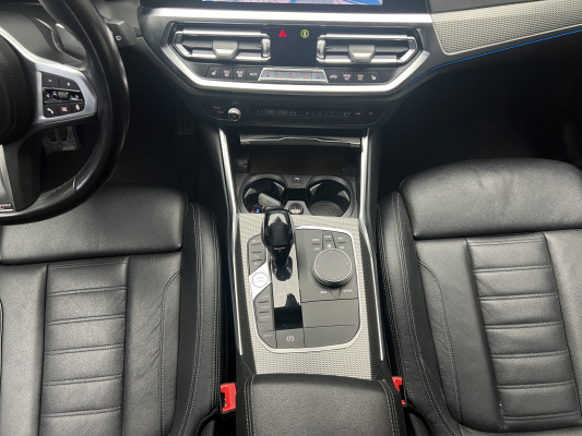 BMW 330e xDrive M Sport-image-11