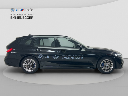 BMW 330e xDrive M Sport-image-5