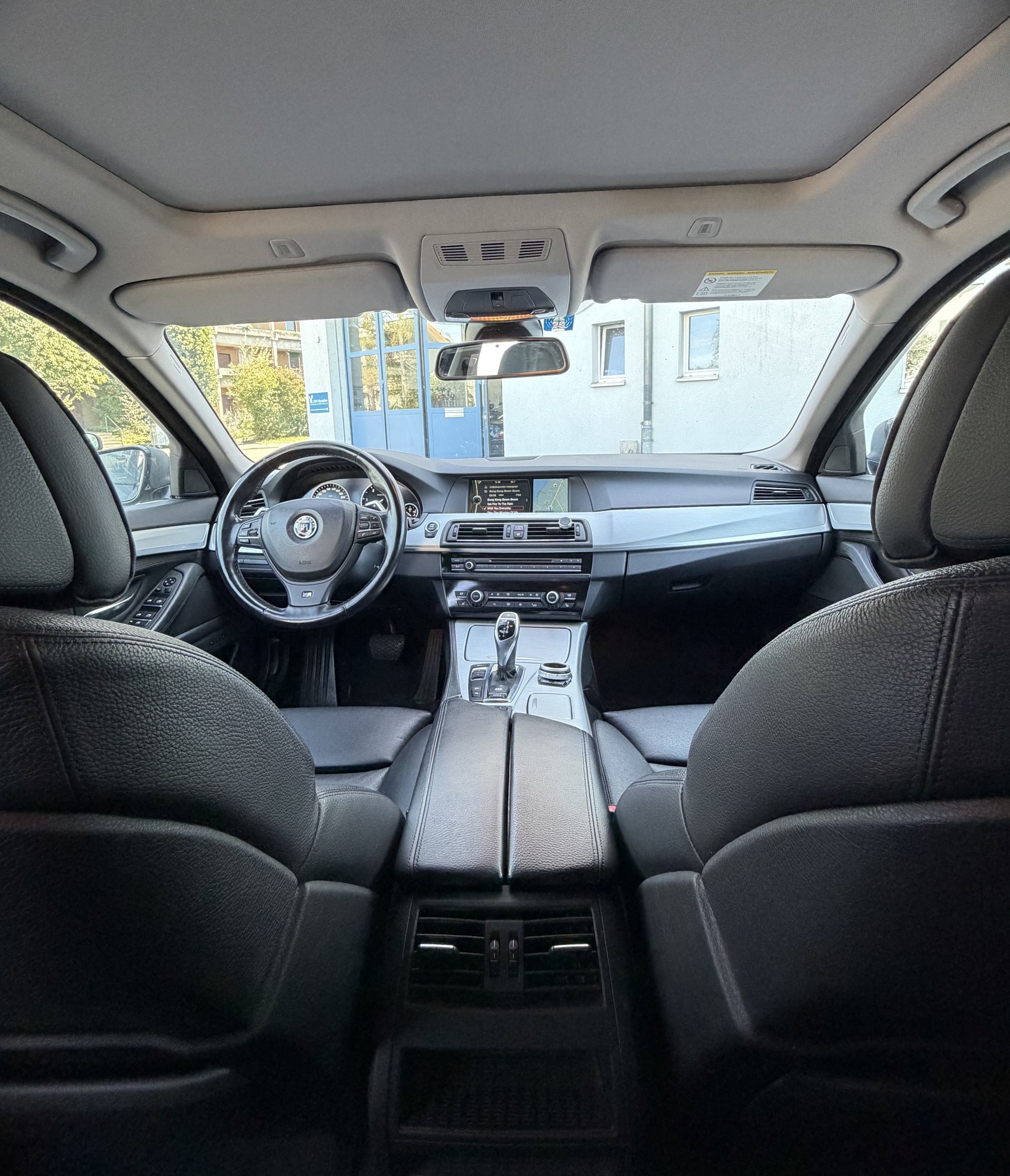 BMW 530d xDrive Steptronic-image-6