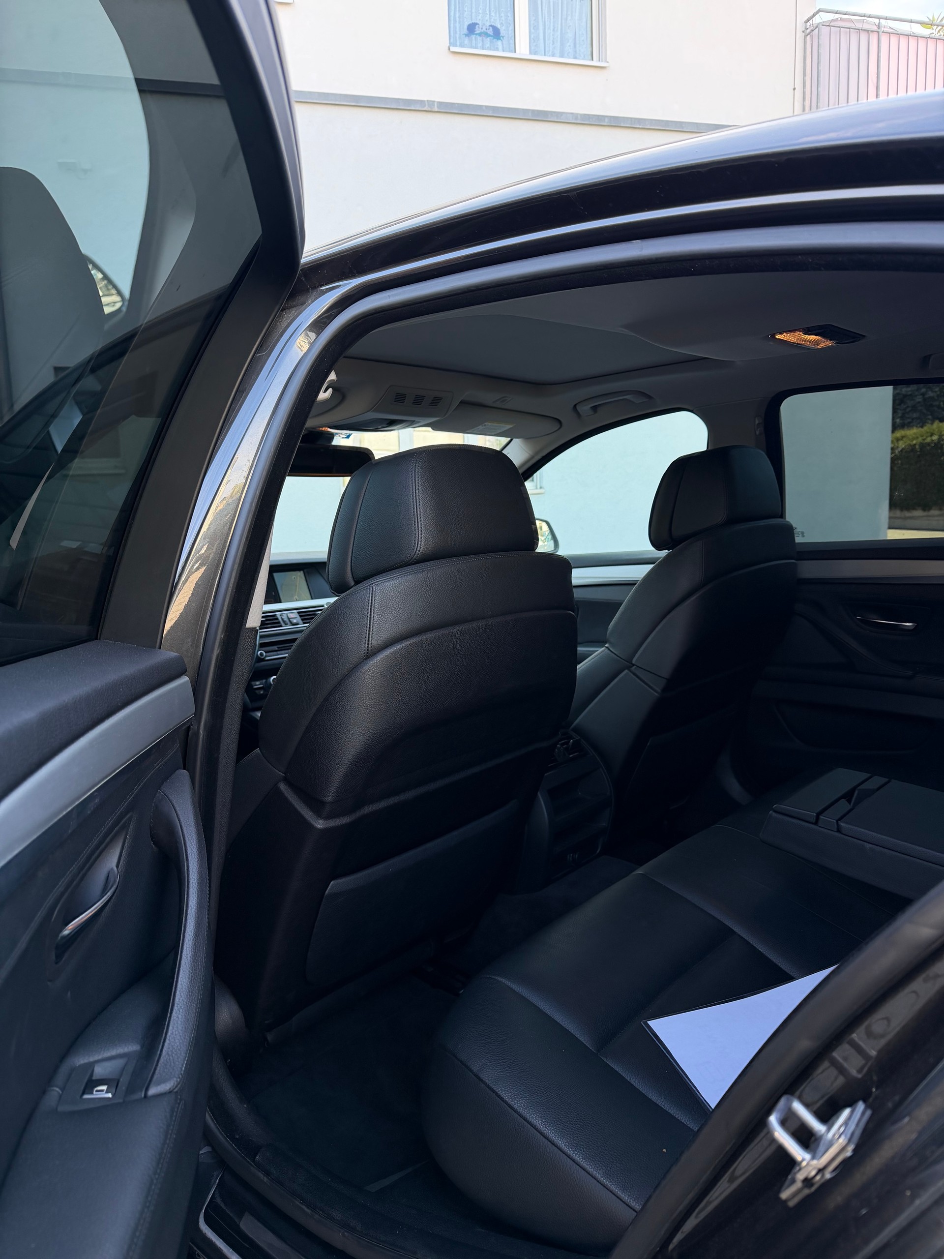 BMW 530d xDrive Steptronic-image-5