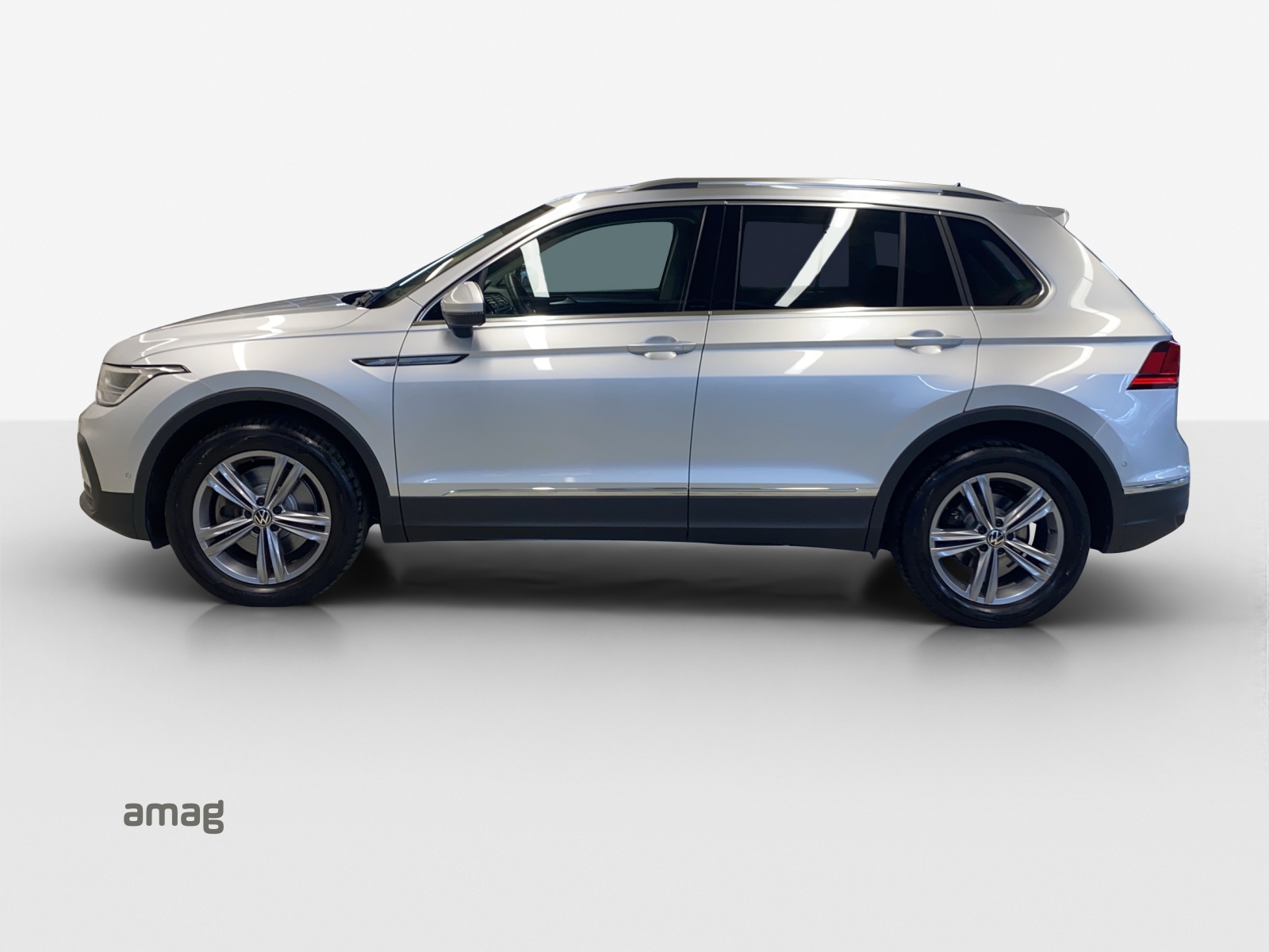 VW Tiguan 2.0TSI Life 4Motion DSG-showroom-element-1