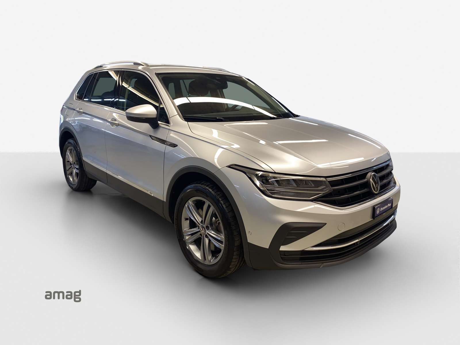 VW Tiguan 2.0TSI Life 4Motion DSG-image-5
