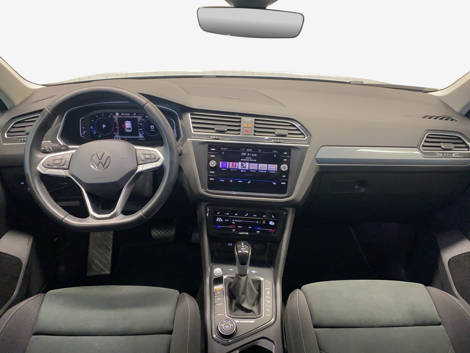 VW Tiguan 2.0TSI Life 4Motion DSG-image-8