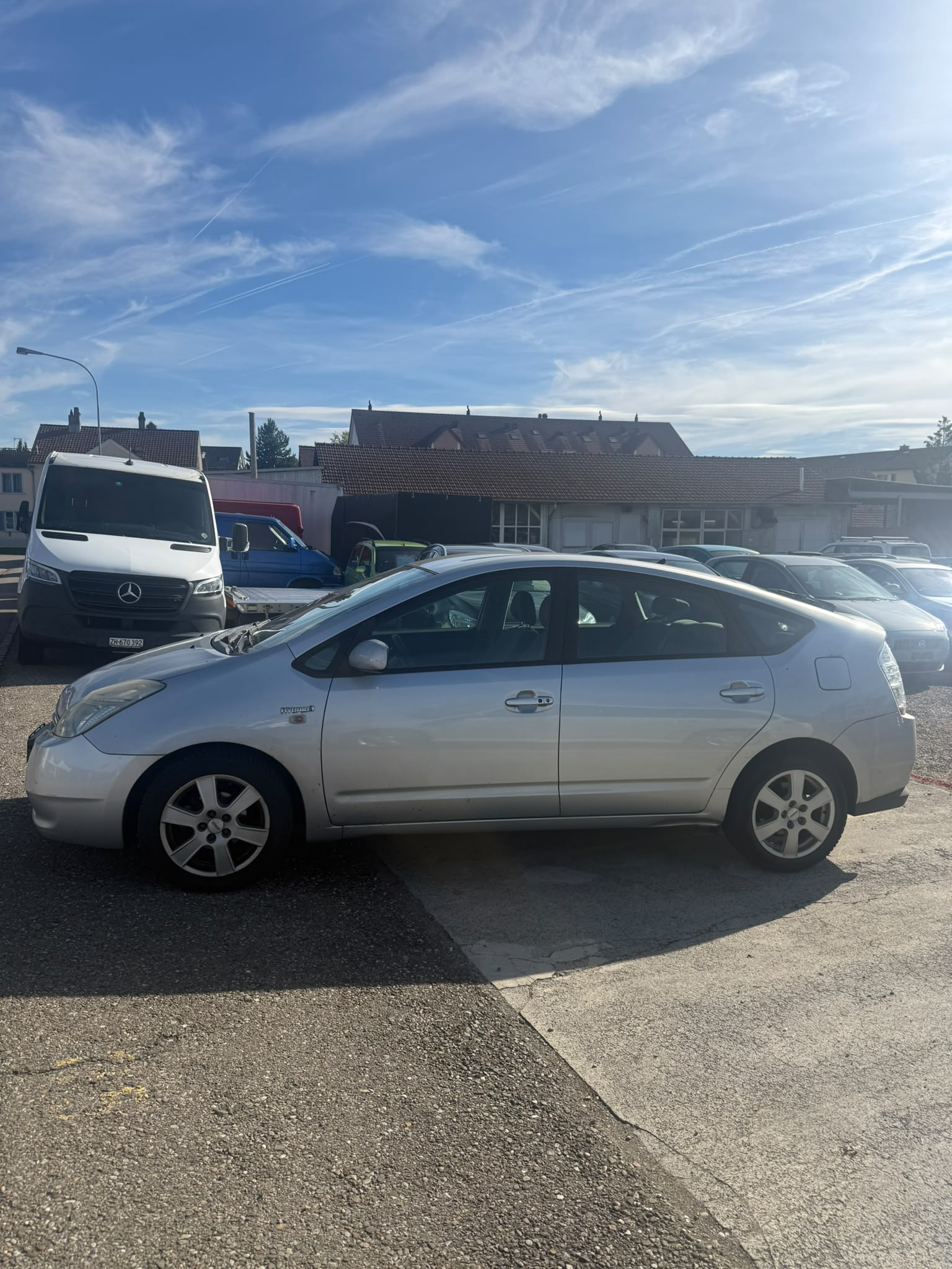 TOYOTA Prius 1.5 16V Hybrid-image-3