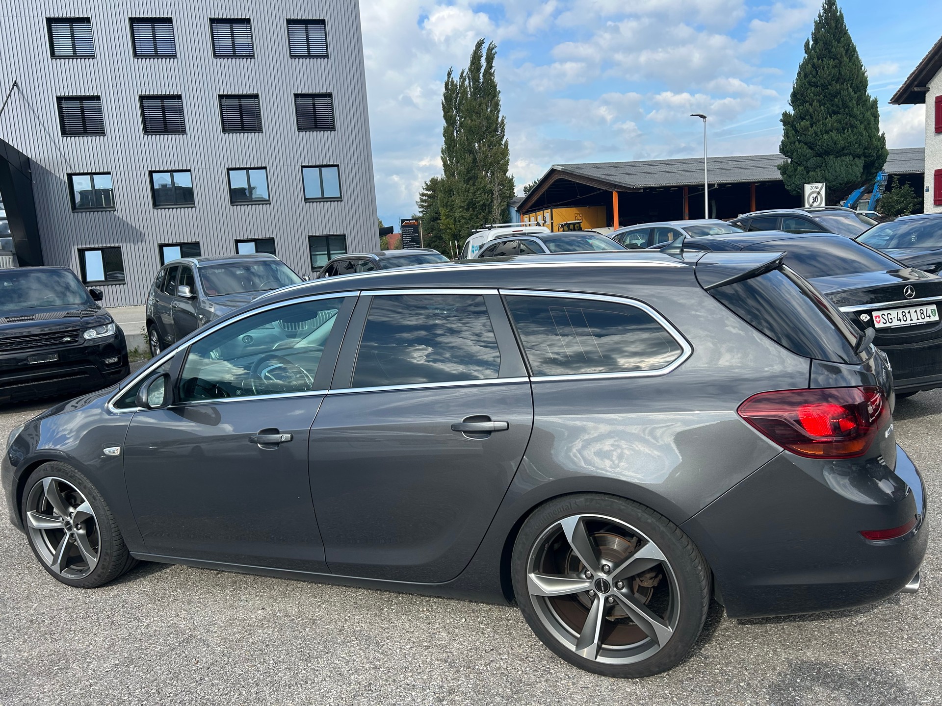 OPEL Astra SportsTourer 1.6i 16V Turbo Cosmo-image-6