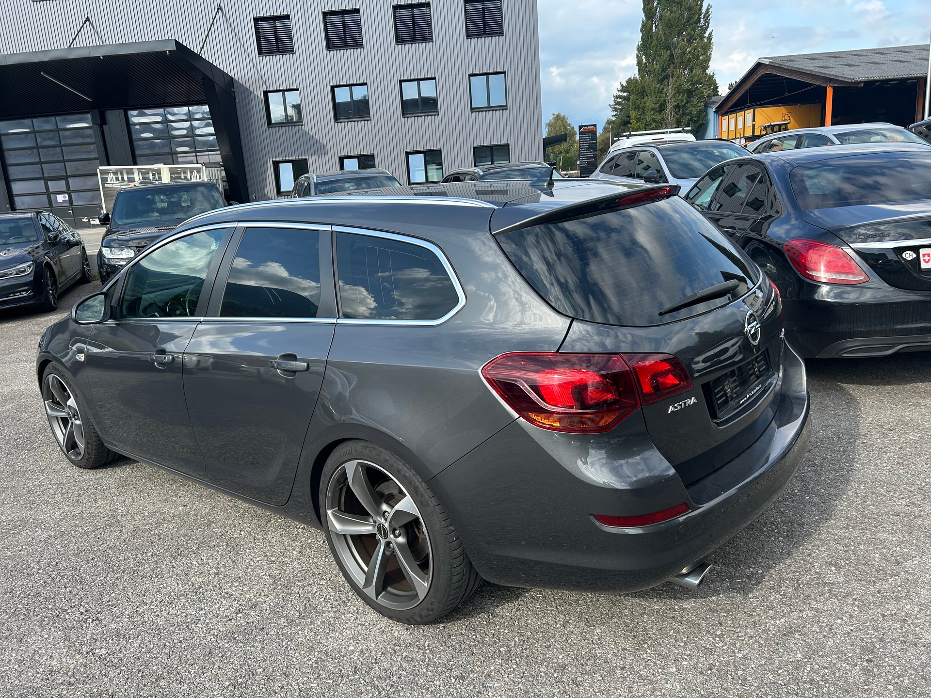 OPEL Astra SportsTourer 1.6i 16V Turbo Cosmo-image-5