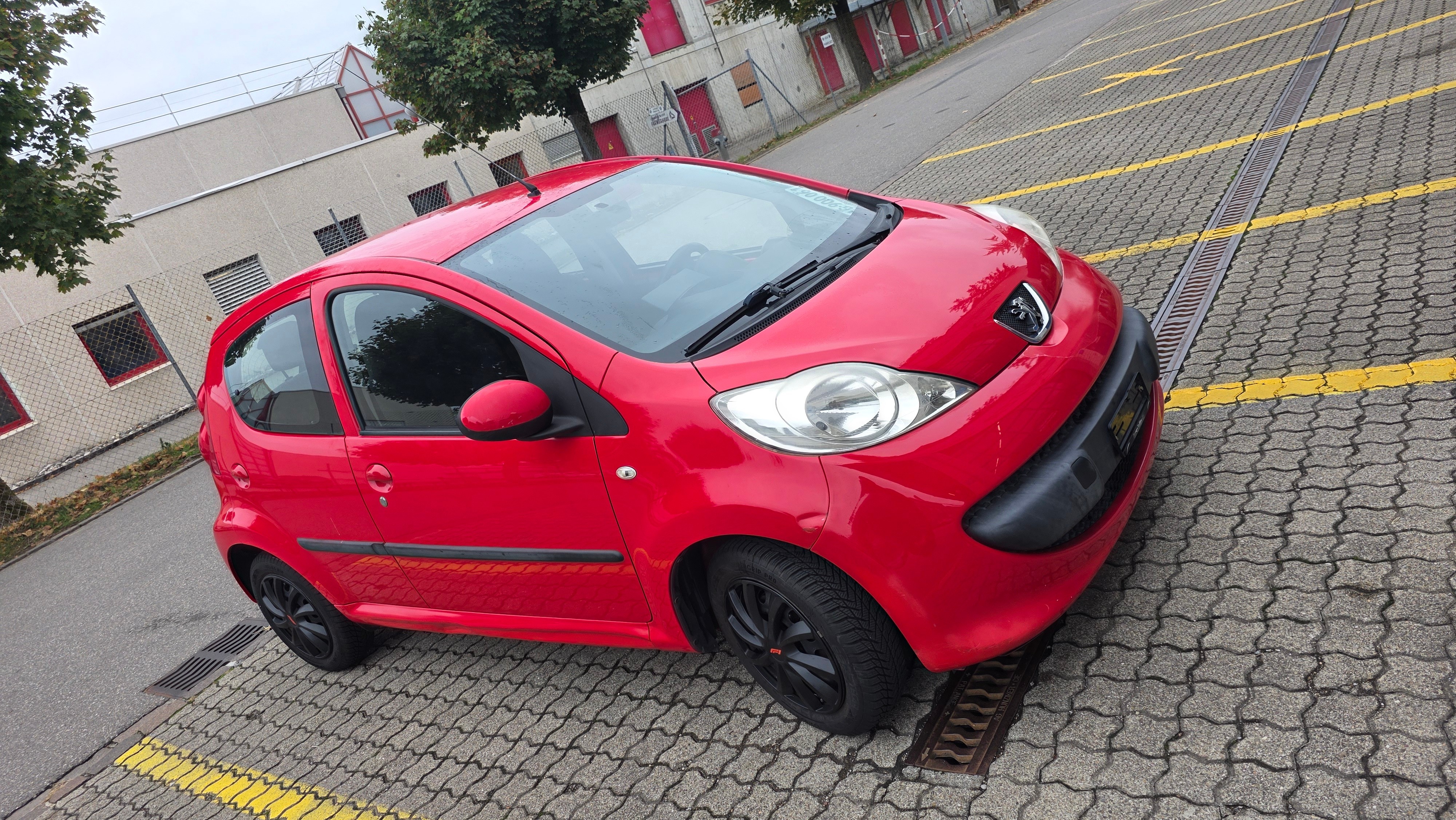 Car photo
