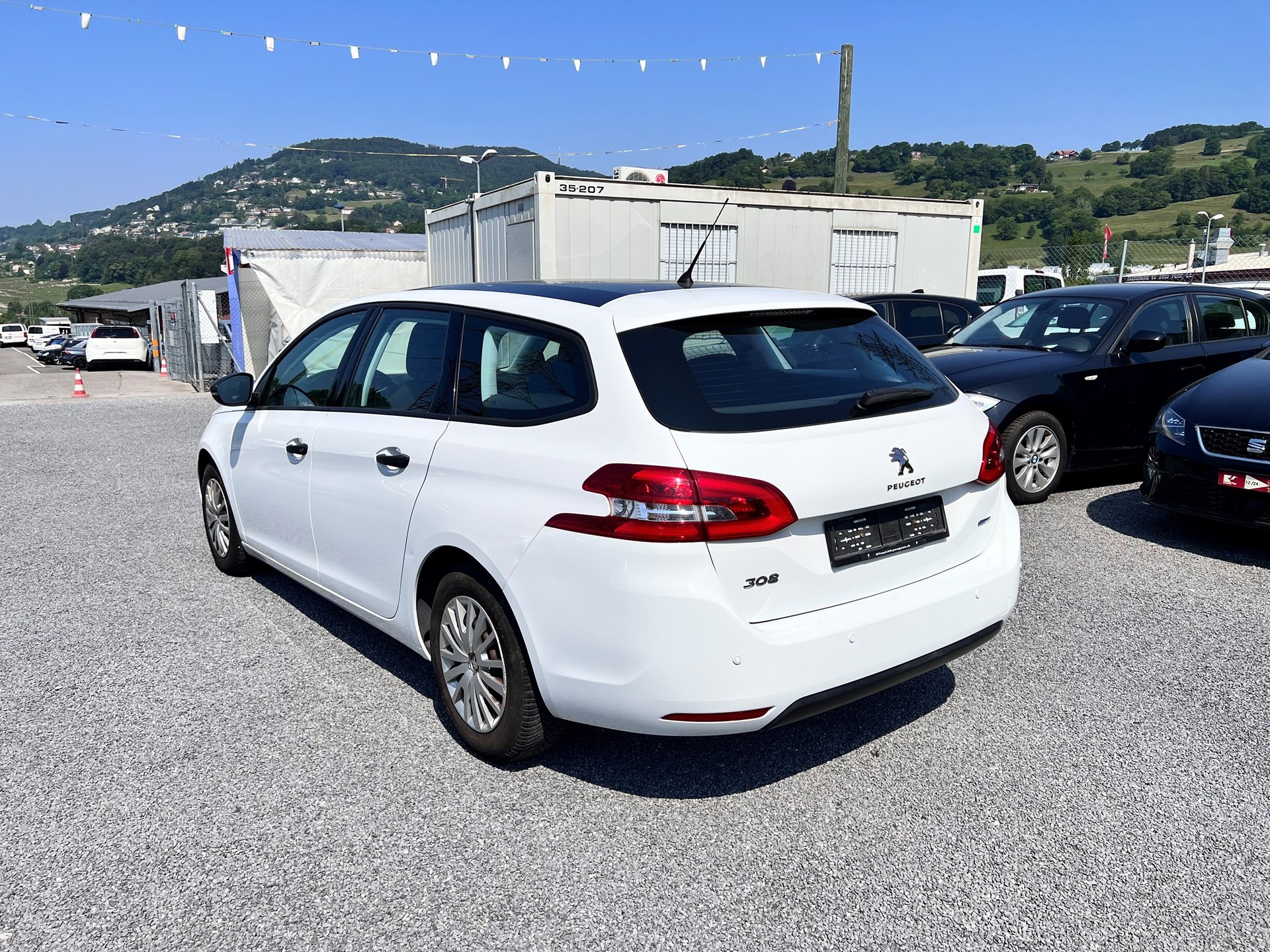 PEUGEOT 308 SW 1.2 THP Business-image-2