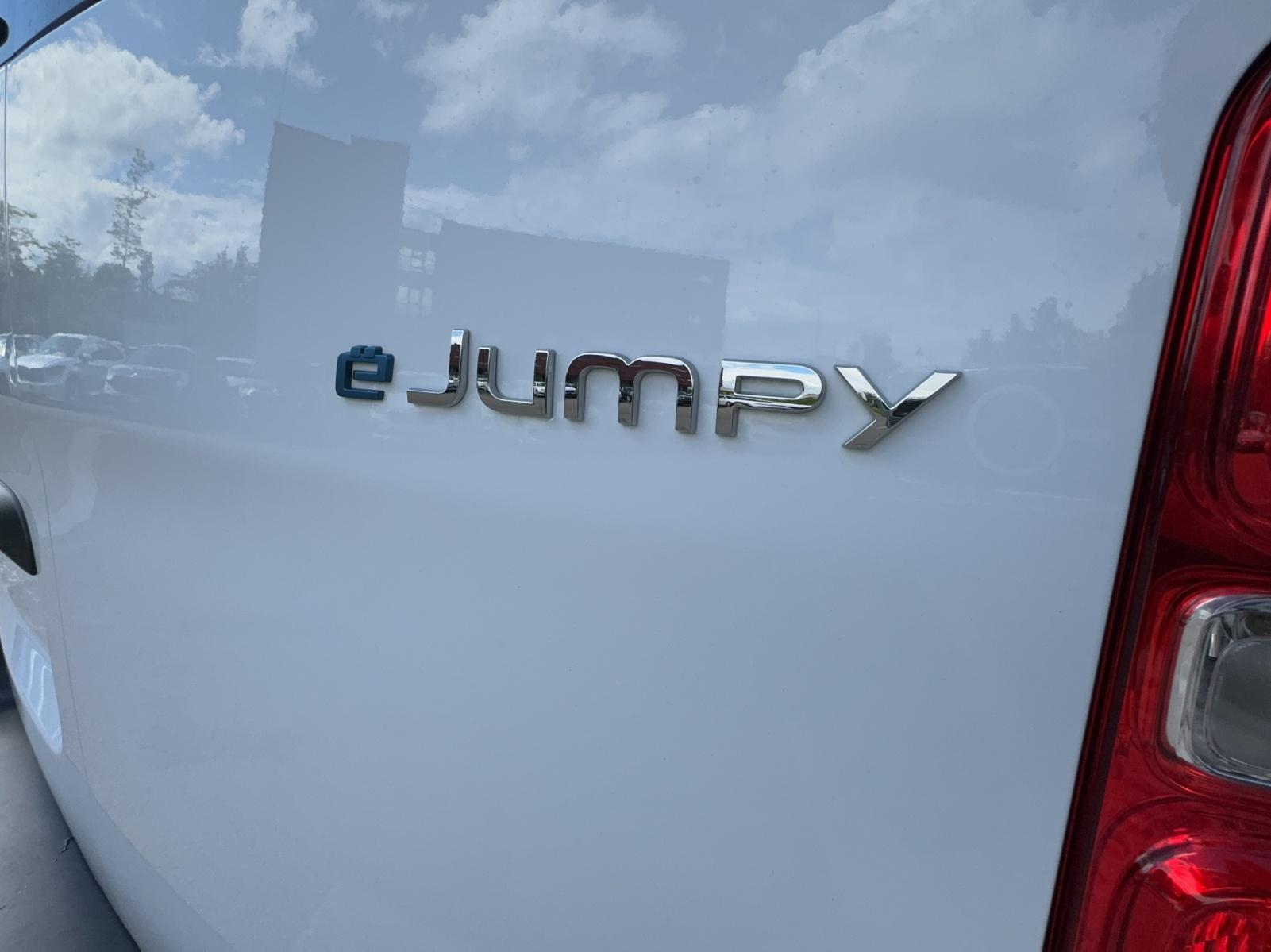 CITROEN e-Jumpy Kaw. M 75 kWh-image-16