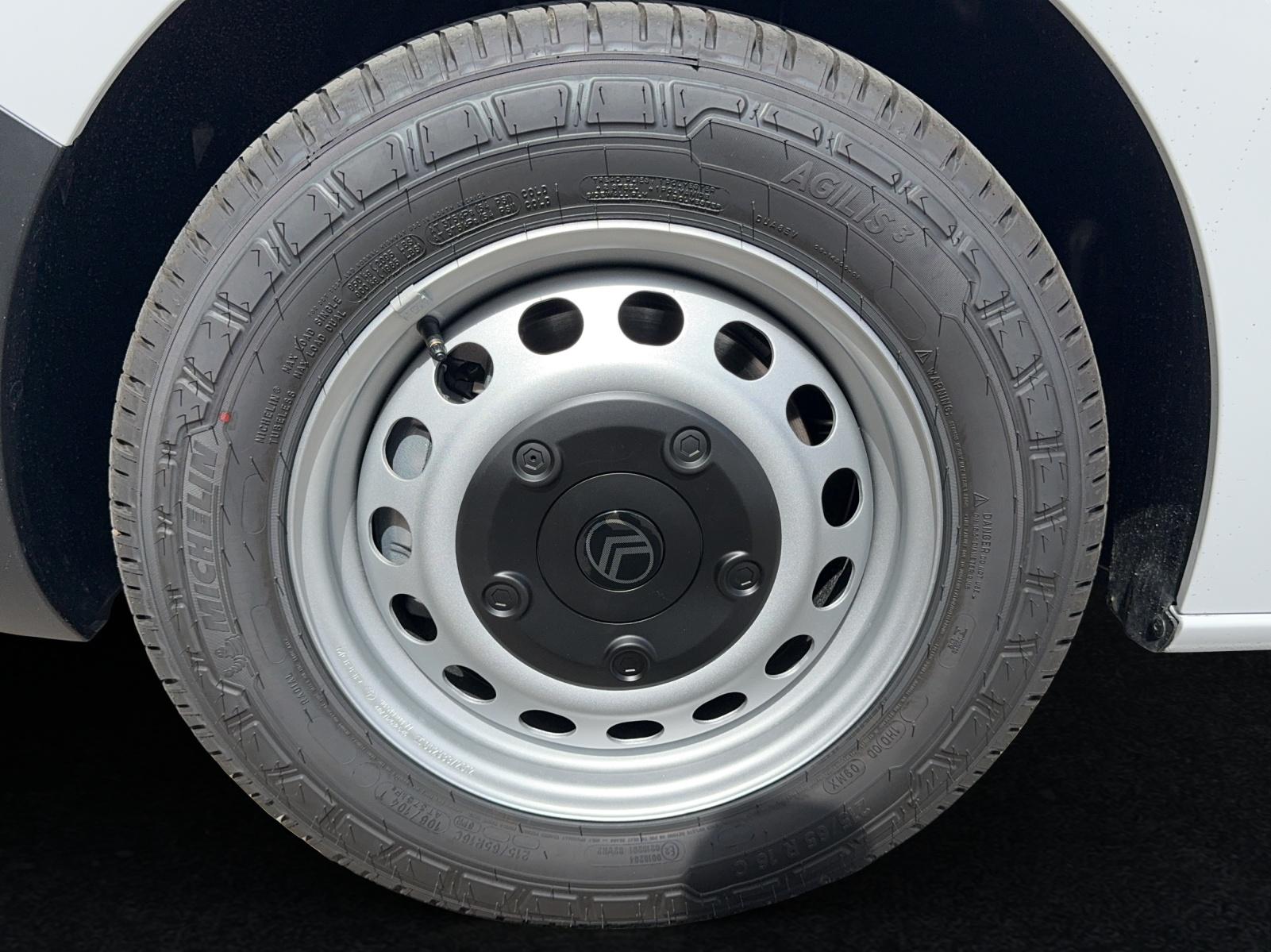 CITROEN e-Jumpy Kaw. M 75 kWh-image-21