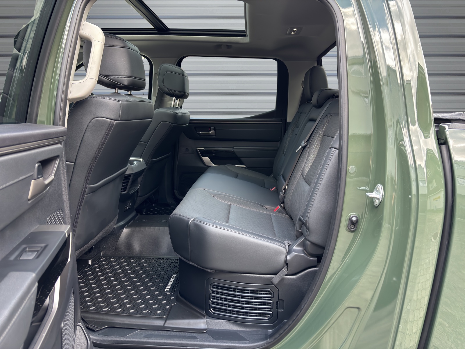 TOYOTA Tundra 3.5 V6 Bi-Turbo Hybrid Limited TRD Offroad-image-11